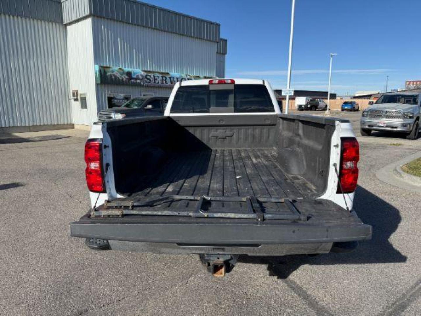 2019 Summit White /Jet Black Chevrolet Silverado 3500HD LTZ (1GC4KXEG9KF) with an 6.0 V8 engine, AUTOMATIC transmission, located at 1235 N Woodruff Ave., Idaho Falls, 83401, (208) 523-1053, 43.507172, -112.000488 - At Timberline Auto, finding a great deal on your next vehicle is always easy! Our experienced sales staff's goal is to help find you the right vehicle at the right price! Our knowledgeable finance department has options for almost any credit score. We offer extended service contract options to prote - Photo#31