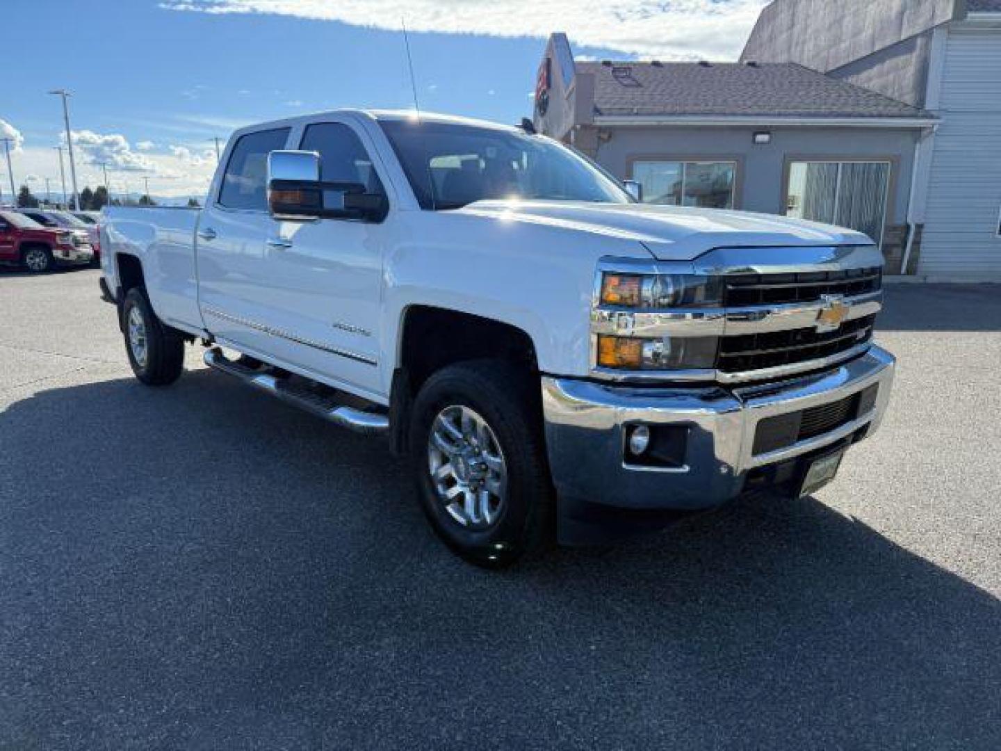 2019 Summit White /Jet Black Chevrolet Silverado 3500HD LTZ (1GC4KXEG9KF) with an 6.0 V8 engine, AUTOMATIC transmission, located at 1235 N Woodruff Ave., Idaho Falls, 83401, (208) 523-1053, 43.507172, -112.000488 - At Timberline Auto, finding a great deal on your next vehicle is always easy! Our experienced sales staff's goal is to help find you the right vehicle at the right price! Our knowledgeable finance department has options for almost any credit score. We offer extended service contract options to prote - Photo#34