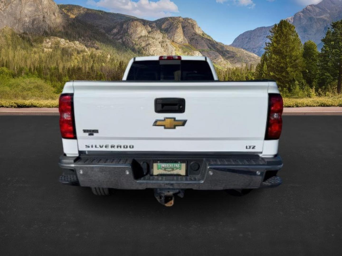 2019 Summit White /Jet Black Chevrolet Silverado 3500HD LTZ (1GC4KXEG9KF) with an 6.0 V8 engine, AUTOMATIC transmission, located at 1235 N Woodruff Ave., Idaho Falls, 83401, (208) 523-1053, 43.507172, -112.000488 - At Timberline Auto, finding a great deal on your next vehicle is always easy! Our experienced sales staff's goal is to help find you the right vehicle at the right price! Our knowledgeable finance department has options for almost any credit score. We offer extended service contract options to prote - Photo#3