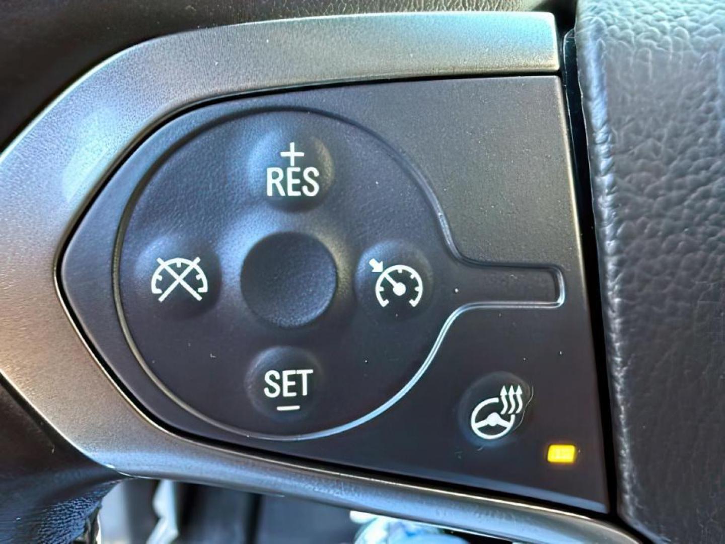 2019 Summit White /Jet Black Chevrolet Silverado 3500HD LTZ (1GC4KXEG9KF) with an 6.0 V8 engine, AUTOMATIC transmission, located at 1235 N Woodruff Ave., Idaho Falls, 83401, (208) 523-1053, 43.507172, -112.000488 - At Timberline Auto, finding a great deal on your next vehicle is always easy! Our experienced sales staff's goal is to help find you the right vehicle at the right price! Our knowledgeable finance department has options for almost any credit score. We offer extended service contract options to prote - Photo#18