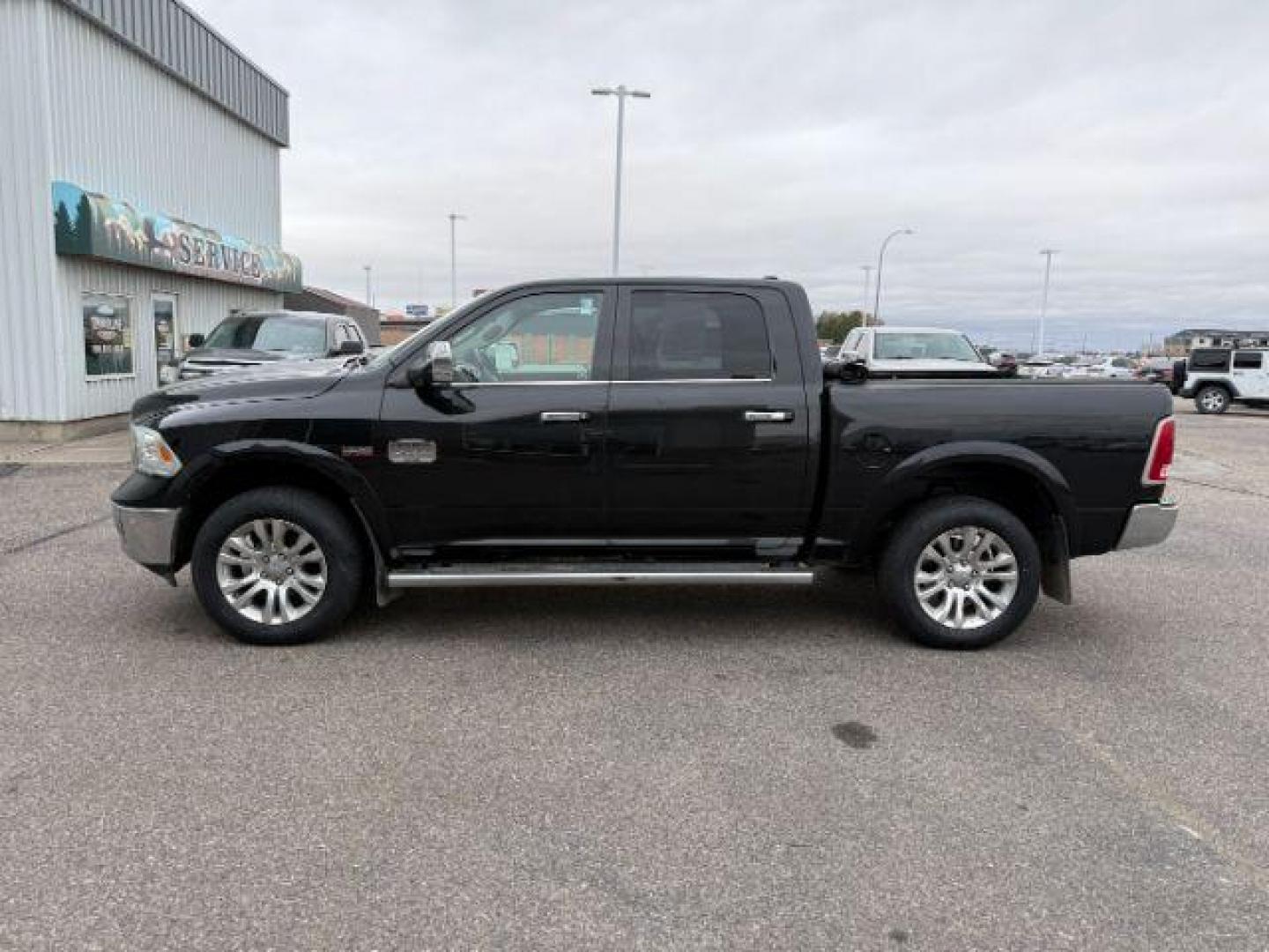 2017 BLACK /LEATHER Ram 1500 (1C6RR7PT4HS) with an 57 engine, Automatic transmission, located at 1175 N Woodruff Ave, Idaho Falls, ID, 83401, 43.506901, -111.999657 - At Timberline Auto, finding a great deal on your next vehicle is always easy! Our experienced sales staff's goal is to help find you the right vehicle at the right price! Our knowledgeable finance department has options for almost any credit score. We offer extended service contract options to prote - Photo#28