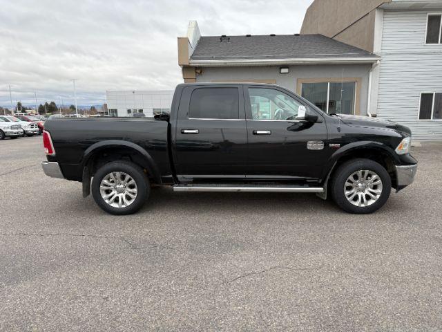 2017 BLACK /LEATHER RAM 1500 LARAMIE LONGHORN (1C6RR7PT4HS) with an 5.7 engine, AUTOMATIC transmission, located at 1235 N Woodruff Ave., Idaho Falls, 83401, (208) 523-1053, 43.507172, -112.000488 - At Timberline Auto, finding a great deal on your next vehicle is always easy! Our experienced sales staff's goal is to help find you the right vehicle at the right price! Our knowledgeable finance department has options for almost any credit score. We offer extended service contract options to prote- Photo#33