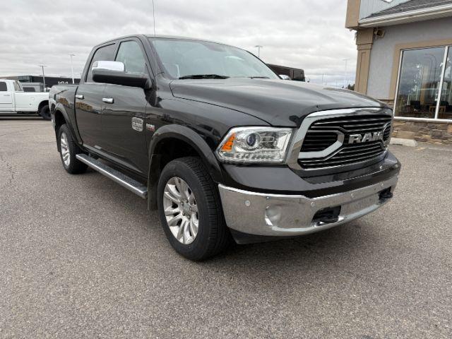 2017 BLACK /LEATHER RAM 1500 LARAMIE LONGHORN (1C6RR7PT4HS) with an 5.7 engine, AUTOMATIC transmission, located at 1235 N Woodruff Ave., Idaho Falls, 83401, (208) 523-1053, 43.507172, -112.000488 - At Timberline Auto, finding a great deal on your next vehicle is always easy! Our experienced sales staff's goal is to help find you the right vehicle at the right price! Our knowledgeable finance department has options for almost any credit score. We offer extended service contract options to prote- Photo#34
