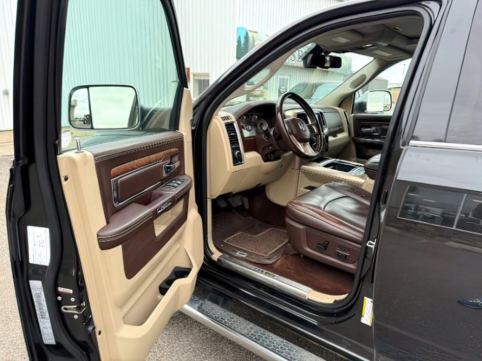 2017 BLACK /LEATHER Ram 1500 (1C6RR7PT4HS) with an 57 engine, Automatic transmission, located at 1175 N Woodruff Ave, Idaho Falls, ID, 83401, 43.506901, -111.999657 - This 2017 Ram 1500 combines full-size truck capability with comfort features that make it easy to use every day. Powered by a 5.7L HEMI V8 and equipped with 4x4, it delivers strong towing and hauling performance while handling changing road conditions with confidence. Inside, the leather interior ad- Photo#10