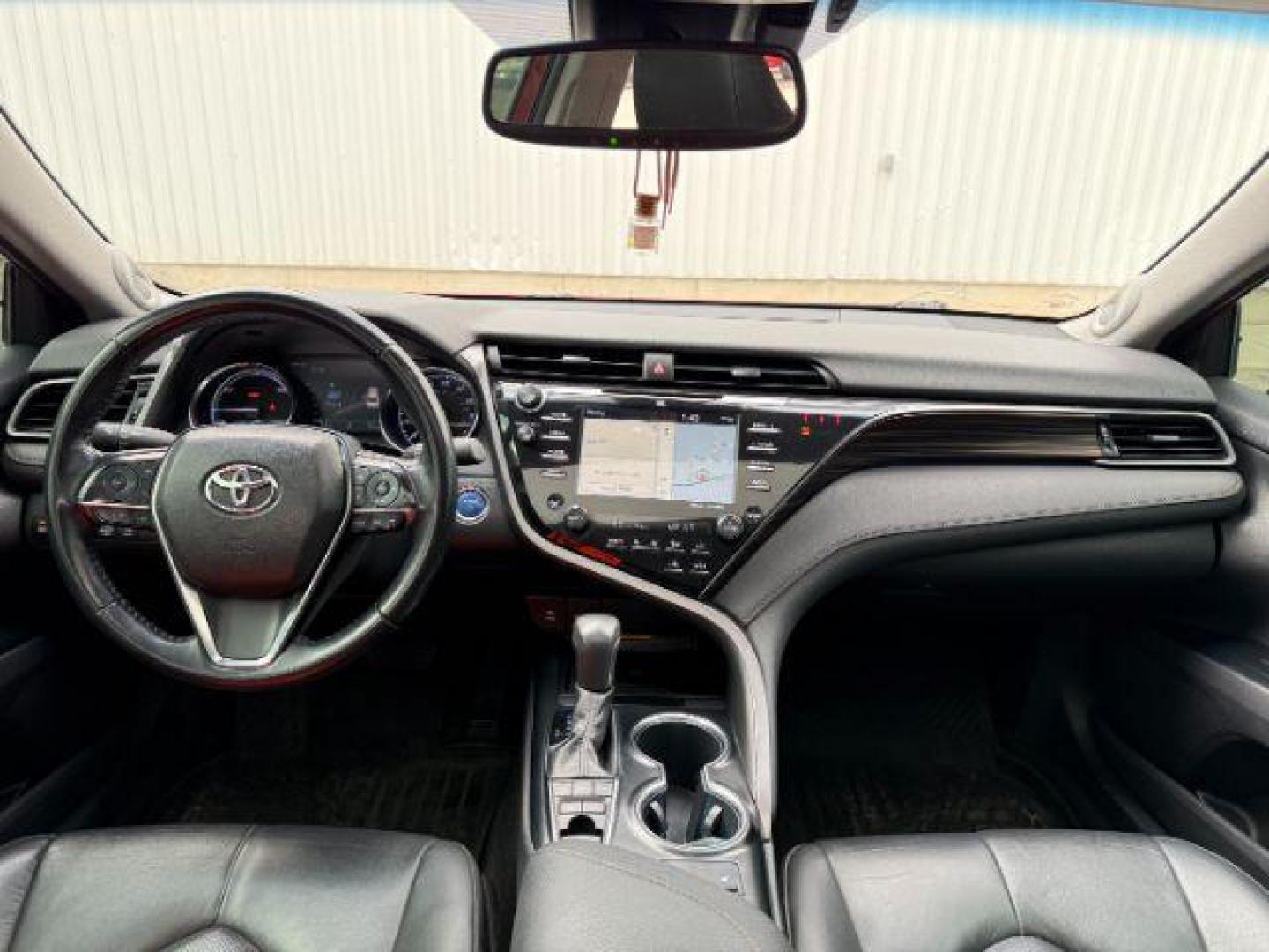 2019 RED /Black Toyota Camry Hybrid XLE (4T1B21HK3KU) with an Dynamic Force 2.5L I-4 port/direct injection engine, AUTOMATIC transmission, located at 1235 N Woodruff Ave., Idaho Falls, 83401, (208) 523-1053, 43.507172, -112.000488 - At Timberline Auto, finding a great deal on your next vehicle is always easy! Our experienced sales staff's goal is to help find you the right vehicle at the right price! Our knowledgeable finance department has options for almost any credit score. We offer extended service contract options to prote - Photo#22