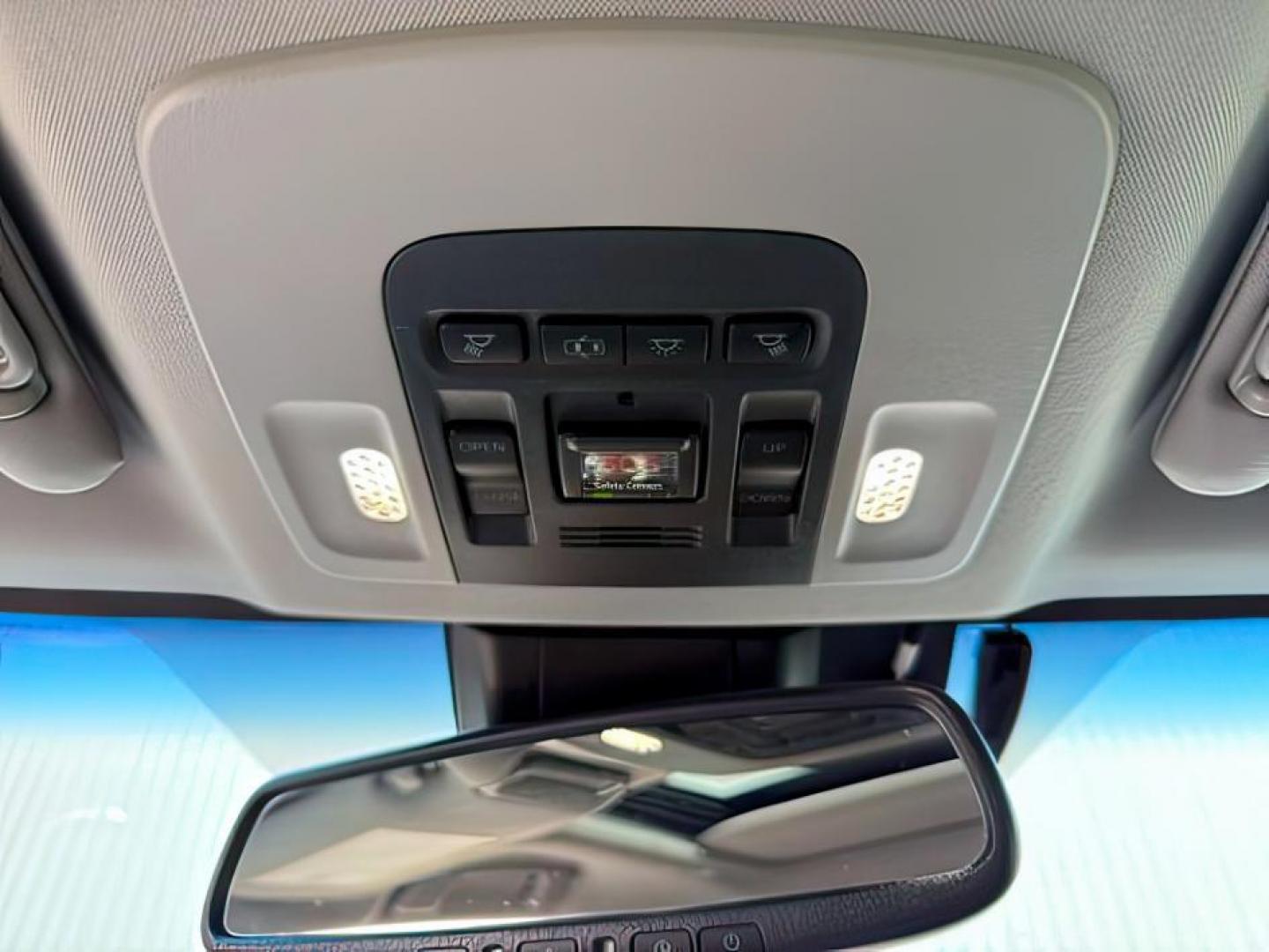 2019 RED /Black Toyota Camry Hybrid (4T1B21HK3KU) with an Dynamic Force 25L I-4 portdirect injection engine, Automatic transmission, located at 1175 N Woodruff Ave, Idaho Falls, ID, 83401, 43.506901, -111.999657 - At Timberline Auto, finding a great deal on your next vehicle is always easy! Our experienced sales staff's goal is to help find you the right vehicle at the right price! Our knowledgeable finance department has options for almost any credit score. We offer extended service contract options to prote - Photo#19