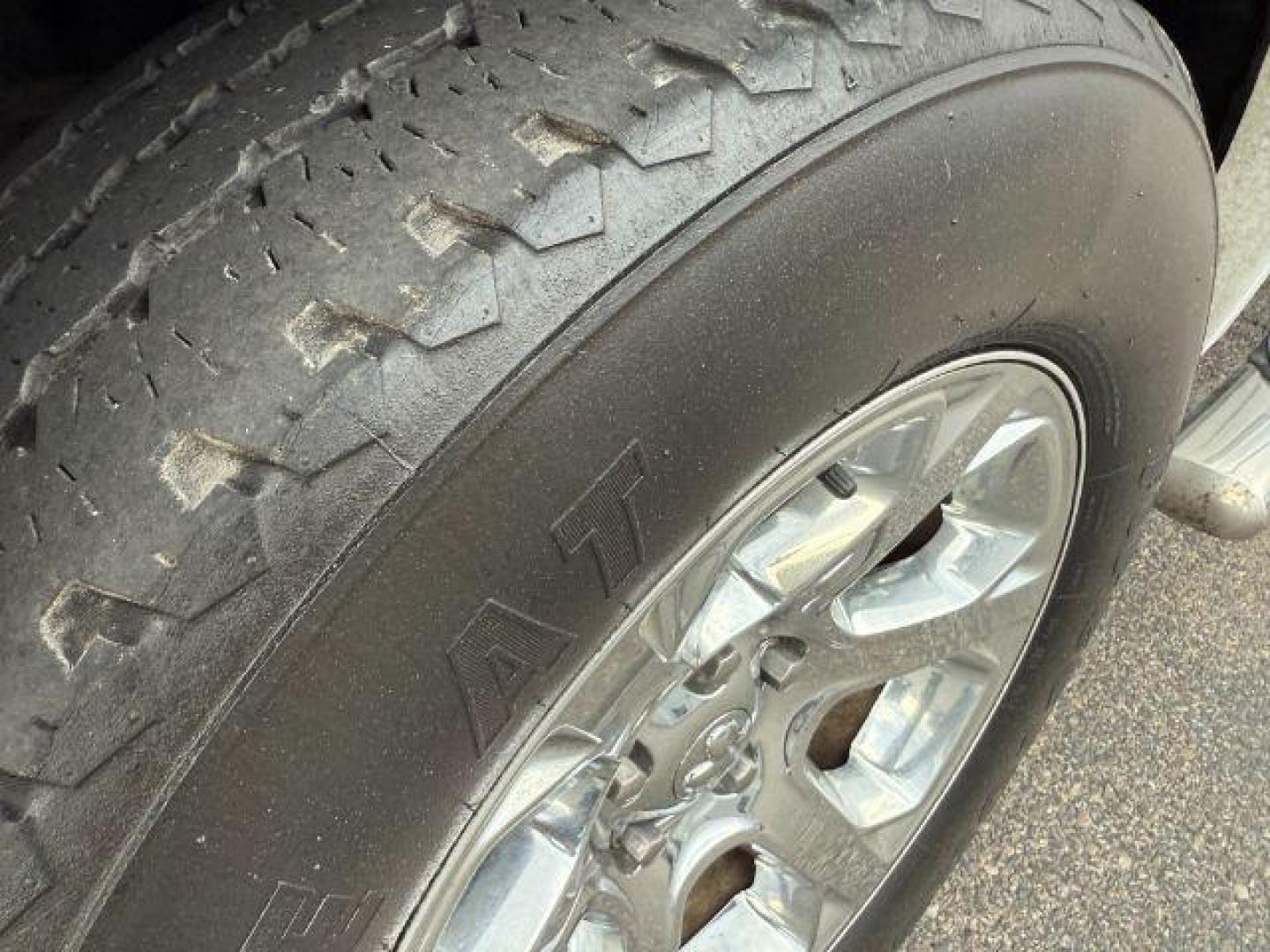 2013 WHITE /LEATHER Ram 1500 LIMITED (1C6RR7NT9DS) with an 5.7 engine, AUTOMATIC transmission, located at 1235 N Woodruff Ave., Idaho Falls, 83401, (208) 523-1053, 43.507172, -112.000488 - At Timberline Auto, finding a great deal on your next vehicle is always easy! Our experienced sales staff's goal is to help find you the right vehicle at the right price! Our knowledgeable finance department has options for almost any credit score. We offer extended service contract options to prote - Photo#10