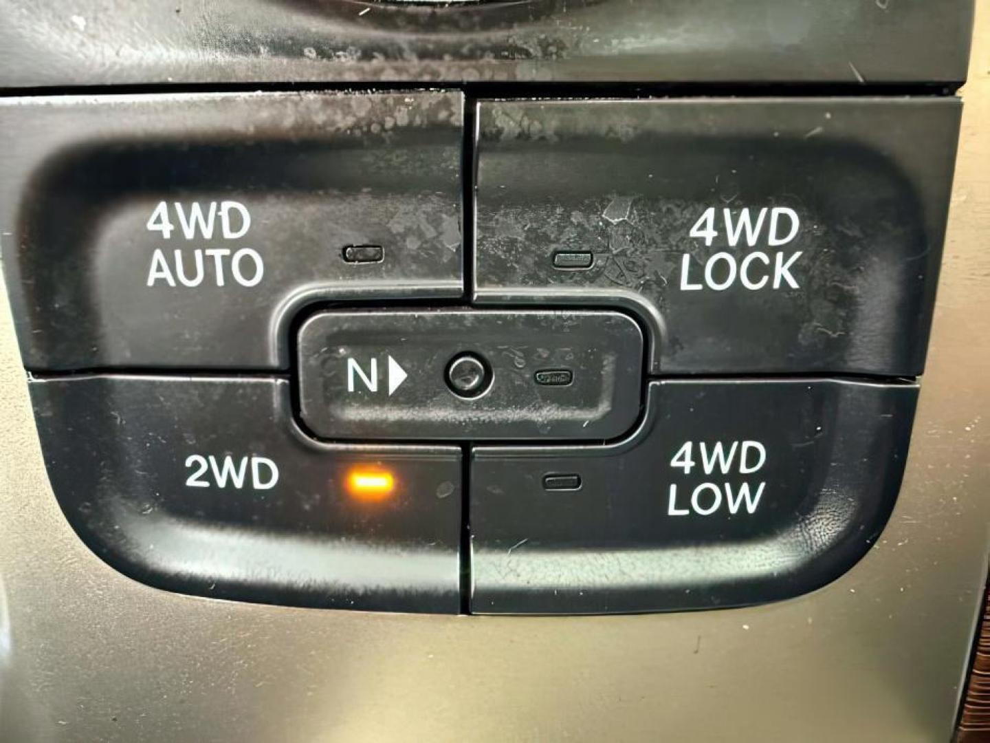 2013 WHITE /LEATHER Ram 1500 (1C6RR7NT9DS) with an 57 engine, Automatic transmission, located at 1175 N Woodruff Ave, Idaho Falls, ID, 83401, 43.506901, -111.999657 - At Timberline Auto, finding a great deal on your next vehicle is always easy! Our experienced sales staff's goal is to help find you the right vehicle at the right price! Our knowledgeable finance department has options for almost any credit score. We offer extended service contract options to prote - Photo#17