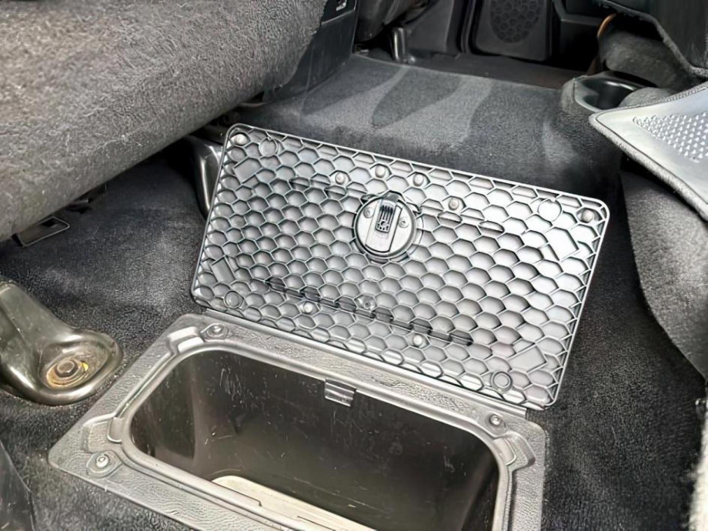 2013 WHITE /LEATHER Ram 1500 (1C6RR7NT9DS) with an 57 engine, Automatic transmission, located at 1175 N Woodruff Ave, Idaho Falls, ID, 83401, 43.506901, -111.999657 - At Timberline Auto, finding a great deal on your next vehicle is always easy! Our experienced sales staff's goal is to help find you the right vehicle at the right price! Our knowledgeable finance department has options for almost any credit score. We offer extended service contract options to prote - Photo#25