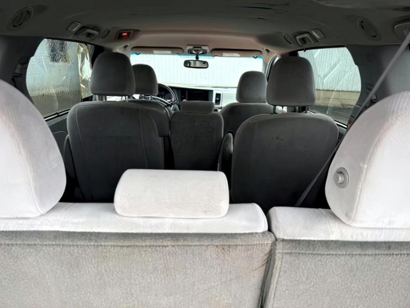 2015 Salsa Red Pearl /Ash Toyota Sienna (5TDKK3DC4FS) with an 35L V-6 DOHC engine, Automatic transmission, located at 1175 N Woodruff Ave, Idaho Falls, ID, 83401, 43.506901, -111.999657 - At Timberline Auto, finding a great deal on your next vehicle is always easy! Our experienced sales staff's goal is to help find you the right vehicle at the right price! Our knowledgeable finance department has options for almost any credit score. We offer extended service contract options to prote - Photo#6
