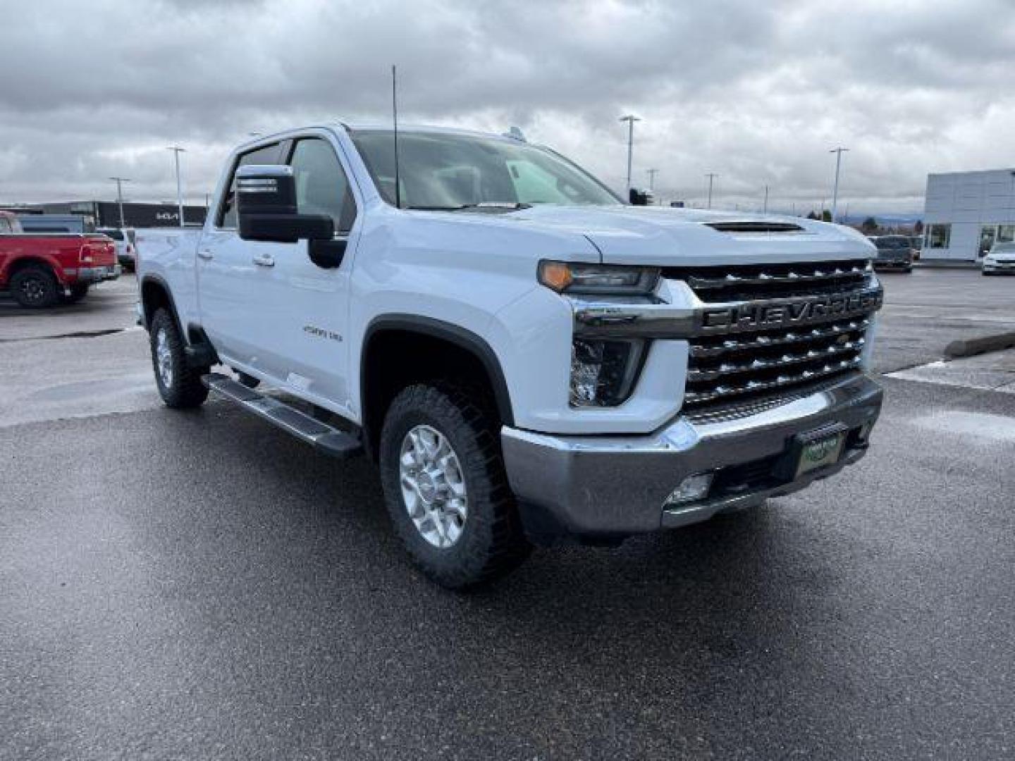 2020 WHITE /LEATHER Chevrolet Silverado 2500HD (1GC4YPEY0LF) with an 66L V8 16V OHV TURBO DIESEL engine, Automatic transmission, located at 1175 N Woodruff Ave, Idaho Falls, ID, 83401, 43.506901, -111.999657 - At Timberline Auto, finding a great deal on your next vehicle is always easy! Our experienced sales staff's goal is to help find you the right vehicle at the right price! Our knowledgeable finance department has options for almost any credit score. We offer extended service contract options to prote - Photo#32