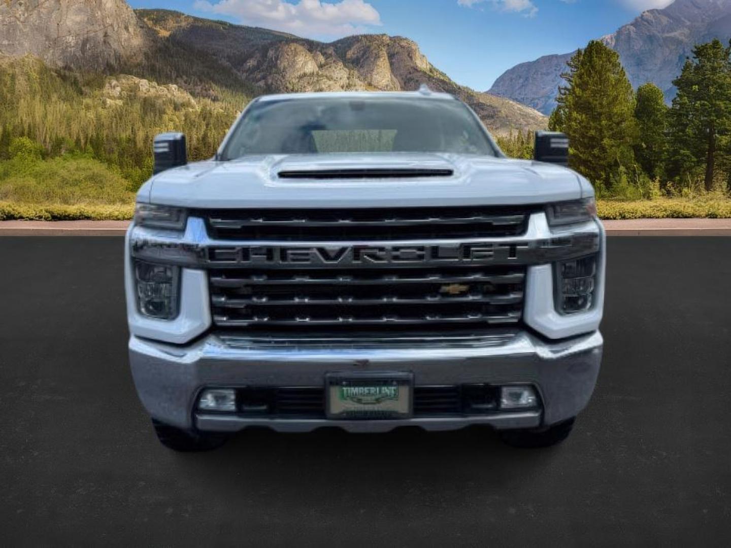 2020 WHITE /LEATHER Chevrolet Silverado 2500HD (1GC4YPEY0LF) with an 66L V8 16V OHV TURBO DIESEL engine, Automatic transmission, located at 1175 N Woodruff Ave, Idaho Falls, ID, 83401, 43.506901, -111.999657 - At Timberline Auto, finding a great deal on your next vehicle is always easy! Our experienced sales staff's goal is to help find you the right vehicle at the right price! Our knowledgeable finance department has options for almost any credit score. We offer extended service contract options to prote - Photo#9