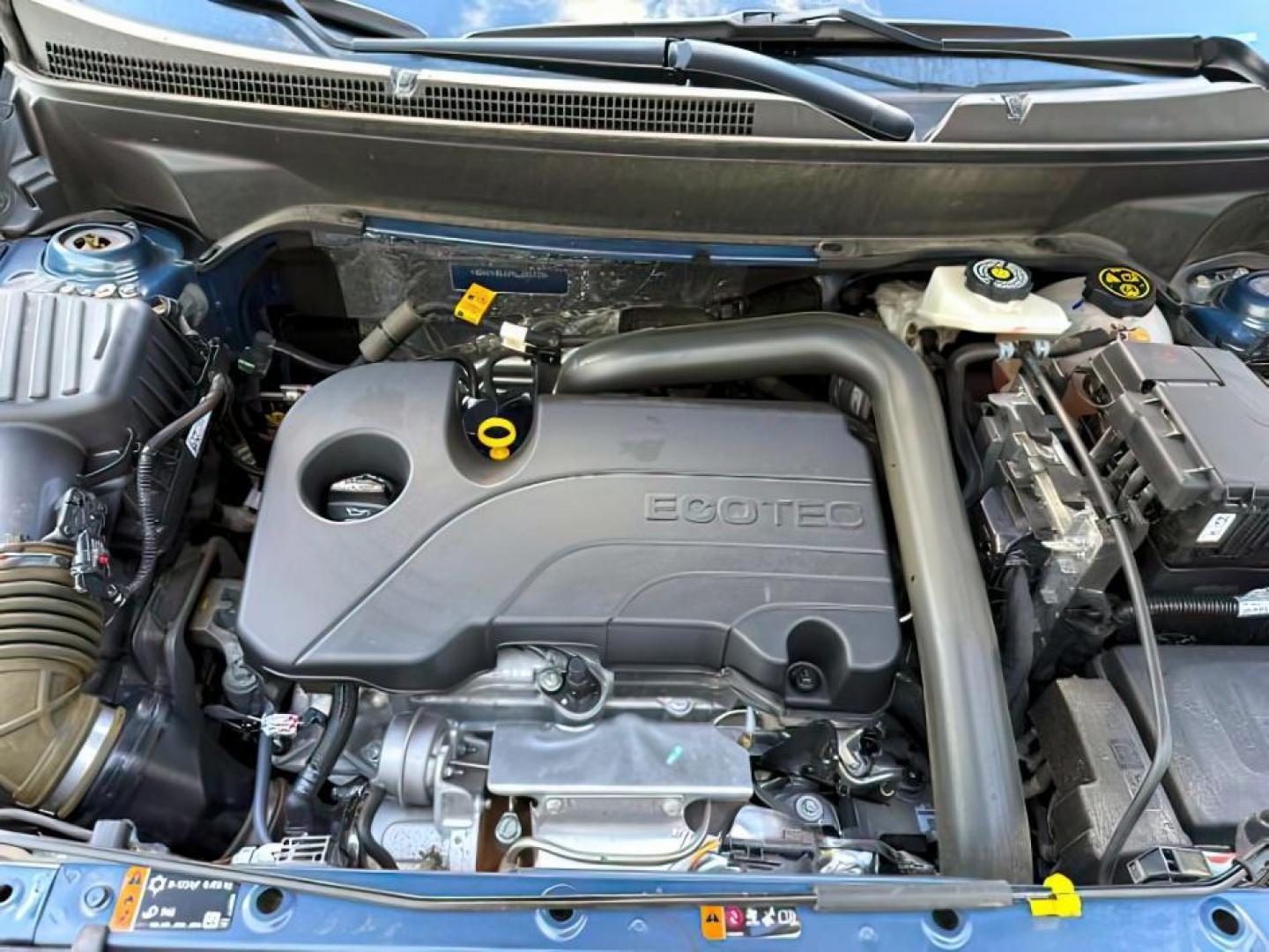 2024 BLUE /CLOTH Chevrolet EQUINOX (3GNAXWEG8RL) with an 15L I4 TURBO engine, Automatic transmission, located at 1175 N Woodruff Ave, Idaho Falls, ID, 83401, 43.506901, -111.999657 - At Timberline Auto, finding a great deal on your next vehicle is always easy! Our experienced sales staff's goal is to help find you the right vehicle at the right price! Our knowledgeable finance department has options for almost any credit score. We offer extended service contract options to prote - Photo#25