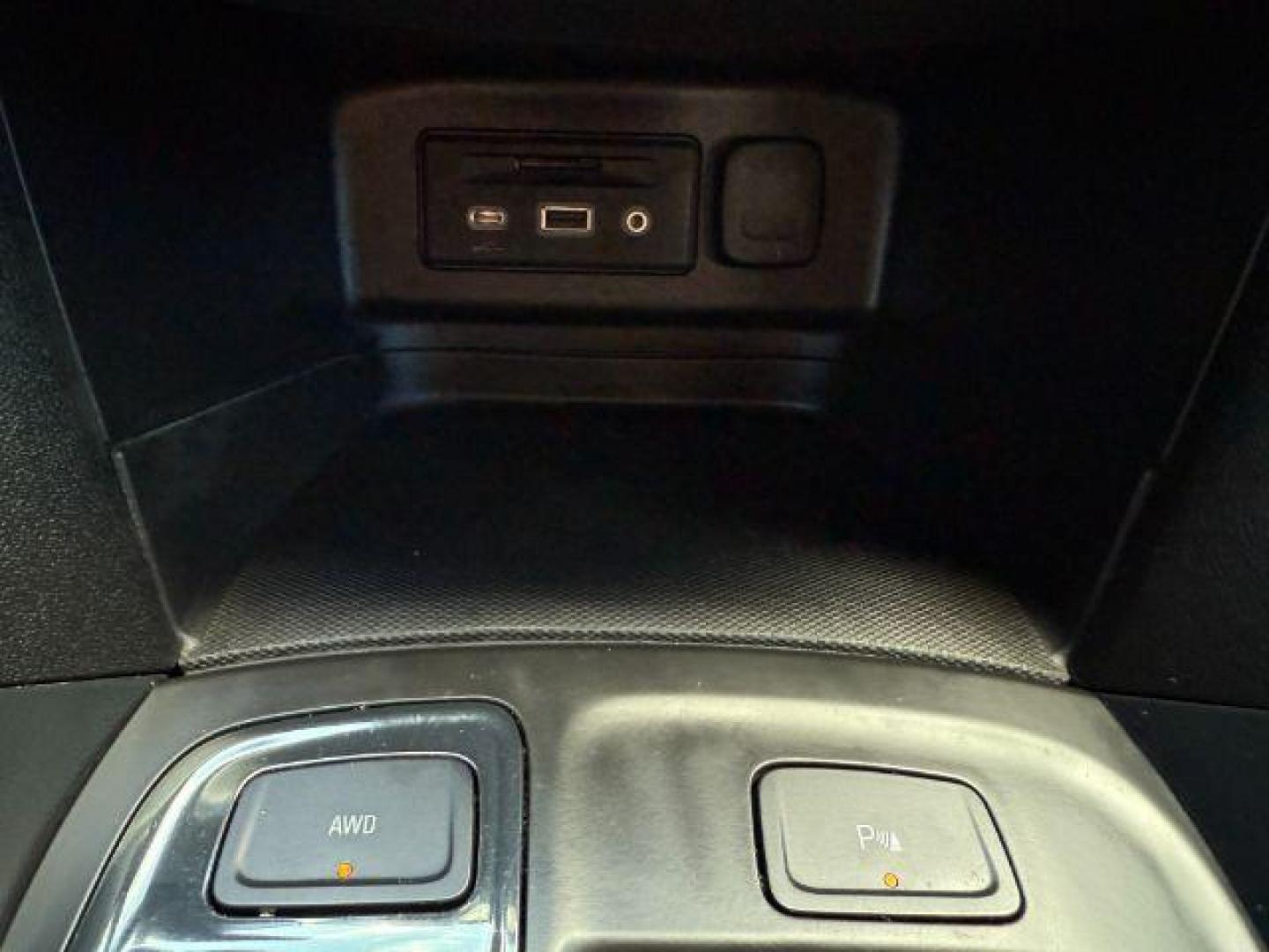 2024 Chevrolet EQUINOX (3GNAXWEG8RL) , located at 1175 N Woodruff Ave, Idaho Falls, ID, 83401, 43.506901, -111.999657 - ... Read the full description on our Website at: www.usedtrucksidahofalls.com - Photo#44