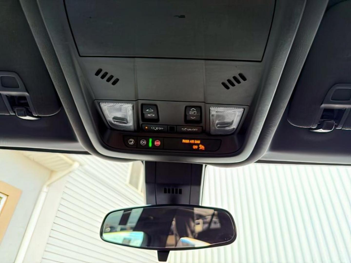 2024 Chevrolet EQUINOX (3GNAXWEG8RL) , located at 1175 N Woodruff Ave, Idaho Falls, ID, 83401, 43.506901, -111.999657 - ... Read the full description on our Website at: www.usedtrucksidahofalls.com - Photo#19