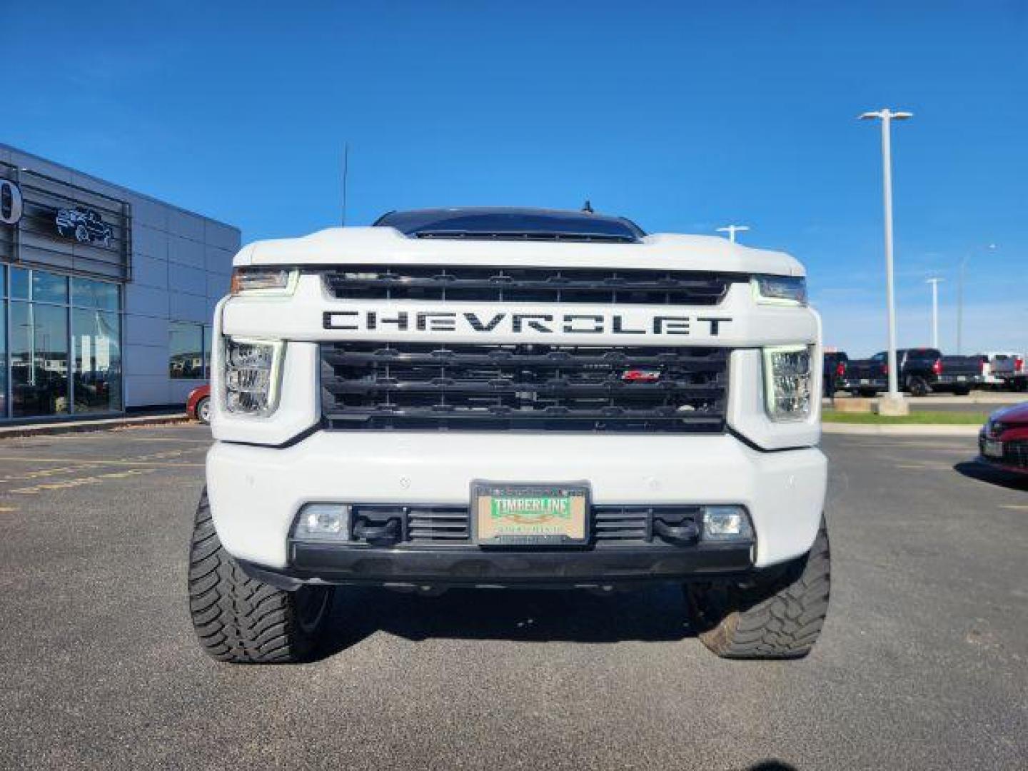 2022 Summit White /Jet Black Chevrolet Silverado 3500HD (1GC4YUEY9NF) with an Duramax 66L V-8 diesel direct injection engine, Automatic transmission, located at 1175 N Woodruff Ave, Idaho Falls, ID, 83401, 43.506901, -111.999657 - At Timberline Auto, finding a great deal on your next vehicle is always easy! Our experienced sales staff's goal is to help find you the right vehicle at the right price! Our knowledgeable finance department has options for almost any credit score. We offer extended service contract options to prote - Photo#28