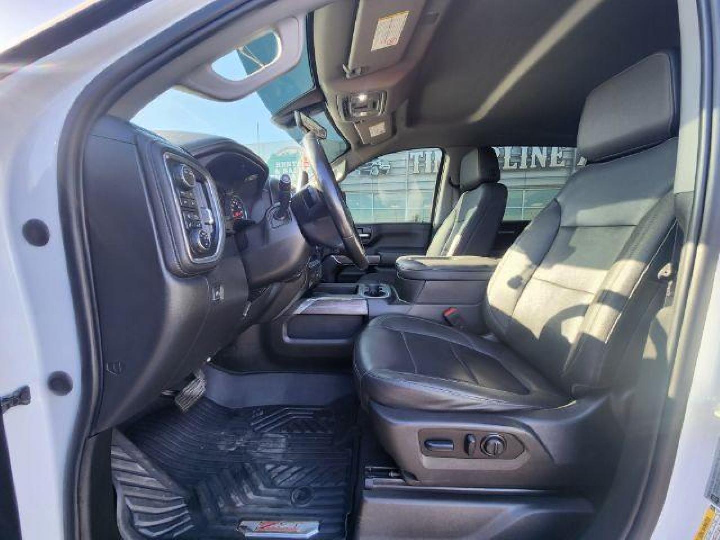 2022 Summit White /Jet Black Chevrolet Silverado 3500HD (1GC4YUEY9NF) with an Duramax 66L V-8 diesel direct injection engine, Automatic transmission, located at 1175 N Woodruff Ave, Idaho Falls, ID, 83401, 43.506901, -111.999657 - At Timberline Auto, finding a great deal on your next vehicle is always easy! Our experienced sales staff's goal is to help find you the right vehicle at the right price! Our knowledgeable finance department has options for almost any credit score. We offer extended service contract options to prote - Photo#30