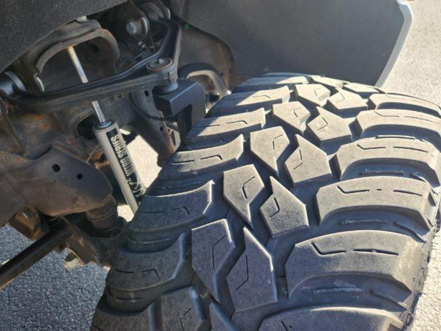 2022 Summit White /Jet Black Chevrolet Silverado 3500HD (1GC4YUEY9NF) with an Duramax 66L V-8 diesel direct injection engine, Automatic transmission, located at 1175 N Woodruff Ave, Idaho Falls, ID, 83401, 43.506901, -111.999657 - At Timberline Auto, finding a great deal on your next vehicle is always easy! Our experienced sales staff's goal is to help find you the right vehicle at the right price! Our knowledgeable finance department has options for almost any credit score. We offer extended service contract options to prote - Photo#39