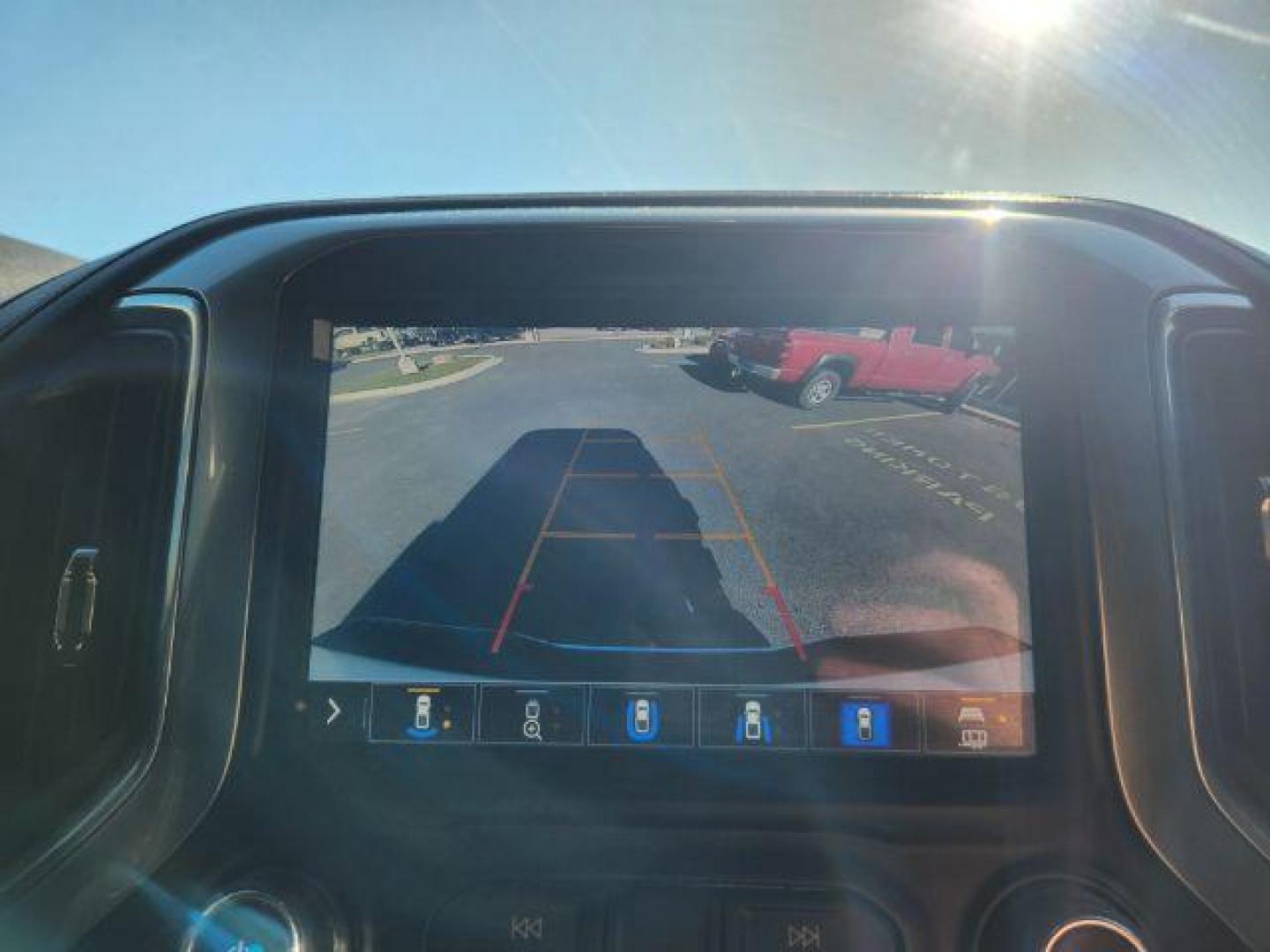 2022 Summit White /Jet Black Chevrolet Silverado 3500HD (1GC4YUEY9NF) with an Duramax 66L V-8 diesel direct injection engine, Automatic transmission, located at 1175 N Woodruff Ave, Idaho Falls, ID, 83401, 43.506901, -111.999657 - At Timberline Auto, finding a great deal on your next vehicle is always easy! Our experienced sales staff's goal is to help find you the right vehicle at the right price! Our knowledgeable finance department has options for almost any credit score. We offer extended service contract options to prote - Photo#43