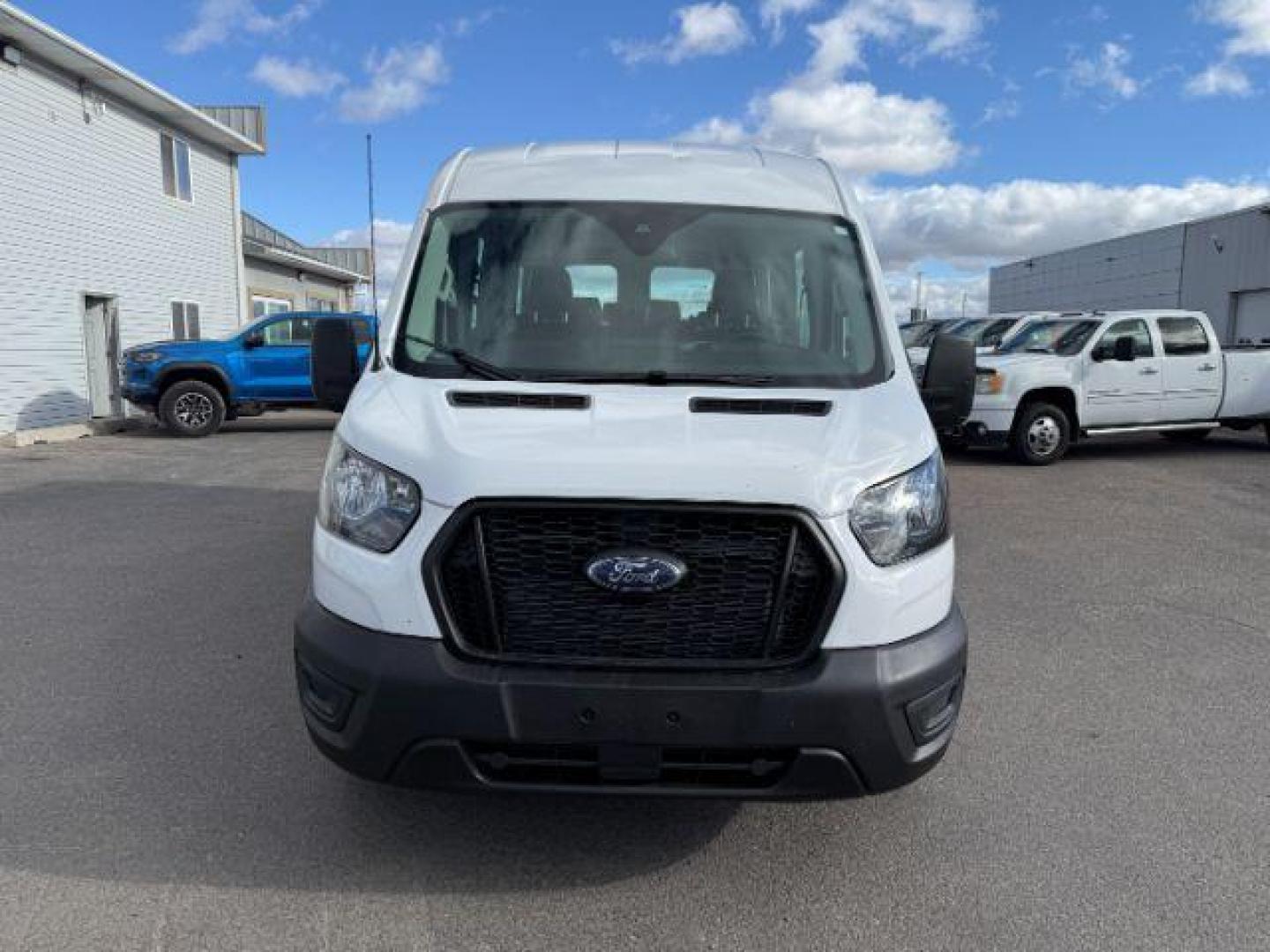 2021 Oxford White /Ebony Ford Transit-350 Passenger Van (1FBAX9C83MK) with an EcoBoost 35L V-6 gasoline direct injection engine, Automatic transmission, located at 1175 N Woodruff Ave, Idaho Falls, ID, 83401, 43.506901, -111.999657 - At Timberline Auto, finding a great deal on your next vehicle is always easy! Our experienced sales staff's goal is to help find you the right vehicle at the right price! Our knowledgeable finance department has options for almost any credit score. We offer extended service contract options to prote - Photo#32