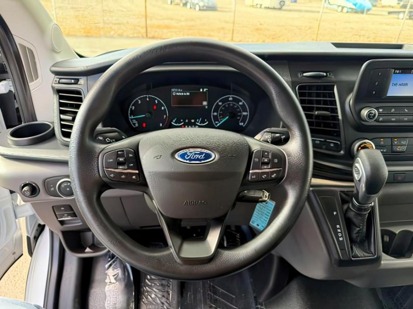 2021 Oxford White /Ebony Ford Transit-350 Passenger Van (1FBAX9C83MK) with an EcoBoost 35L V-6 gasoline direct injection engine, Automatic transmission, located at 1175 N Woodruff Ave, Idaho Falls, ID, 83401, 43.506901, -111.999657 - At Timberline Auto, finding a great deal on your next vehicle is always easy! Our experienced sales staff's goal is to help find you the right vehicle at the right price! Our knowledgeable finance department has options for almost any credit score. We offer extended service contract options to prote - Photo#14