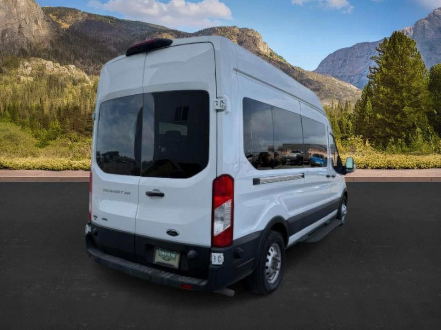 2023 Oxford White /Ebony Ford Transit Passenger Wagon (1FBAX9X80PK) with an 35L V-6 portdirect injection engine, Automatic transmission, located at 1175 N Woodruff Ave, Idaho Falls, ID, 83401, 43.506901, -111.999657 - Photo#6