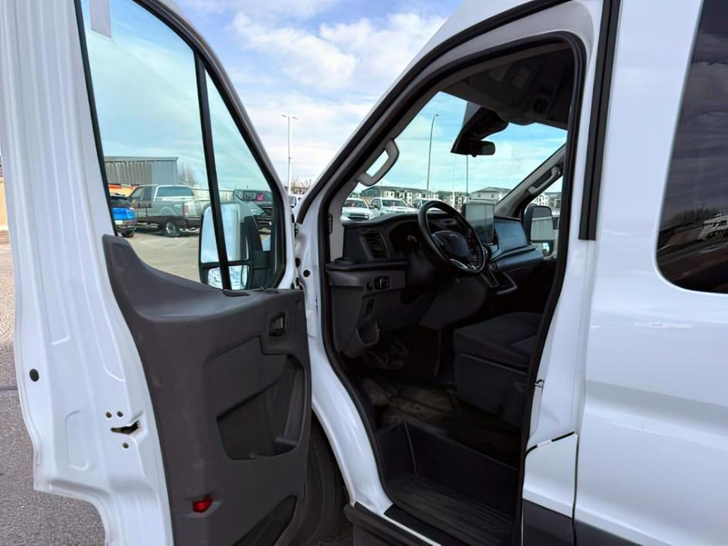 2023 Oxford White /Ebony Ford Transit Passenger Wagon (1FBAX9X80PK) with an 35L V-6 portdirect injection engine, Automatic transmission, located at 1175 N Woodruff Ave, Idaho Falls, ID, 83401, 43.506901, -111.999657 - Photo#11