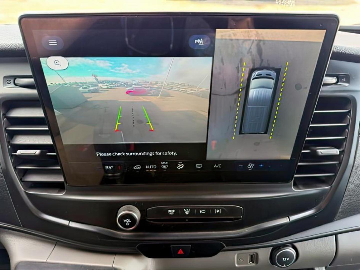 2023 Oxford White /Ebony Ford Transit Passenger Wagon (1FBAX9X80PK) with an 35L V-6 portdirect injection engine, Automatic transmission, located at 1175 N Woodruff Ave, Idaho Falls, ID, 83401, 43.506901, -111.999657 - Photo#15