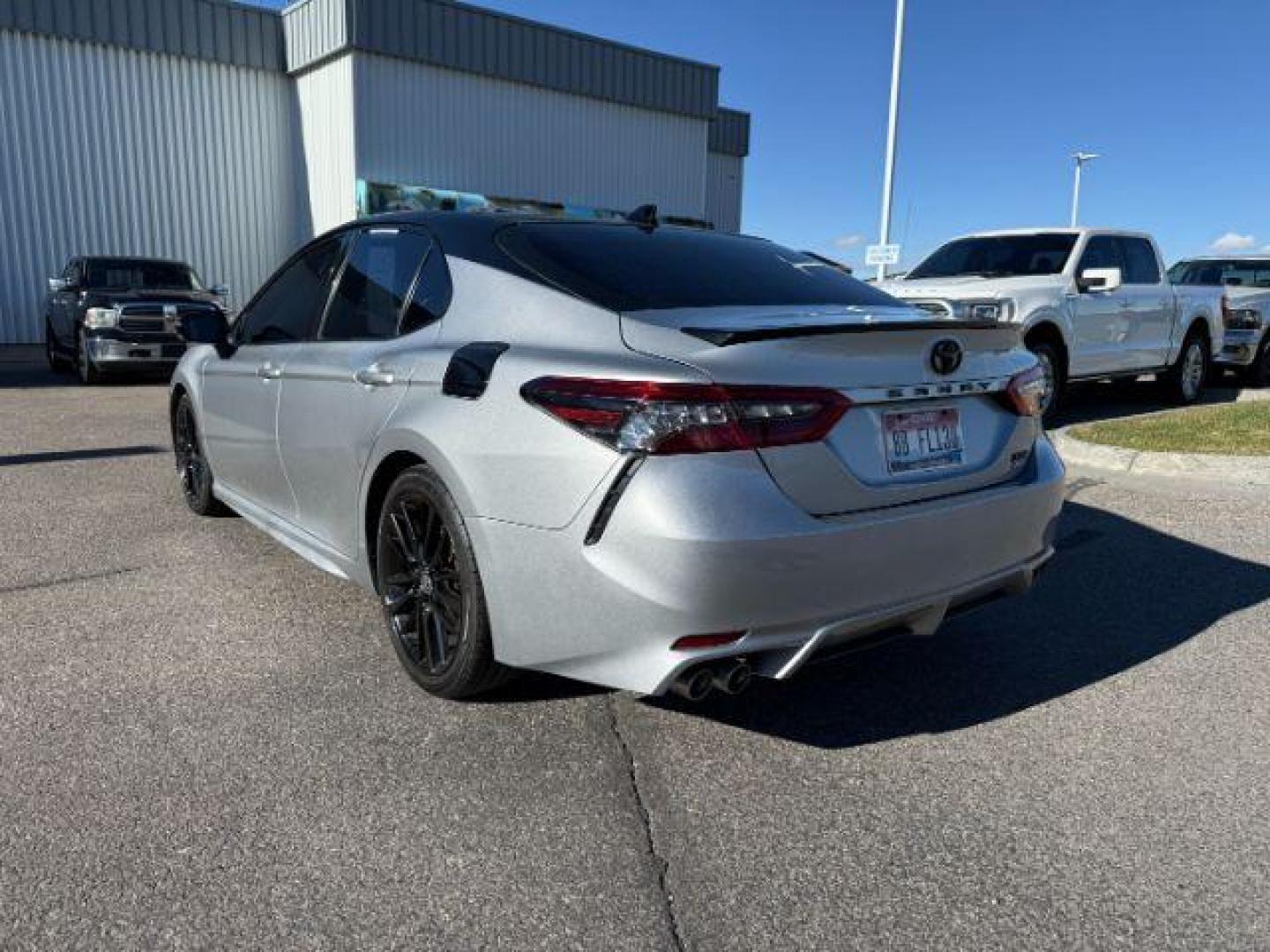 2021 SILVER /Cockpit Red, leather Toyota Camry (4T1K61BK7MU) with an 25L L4 DOHC 16V engine, Automatic transmission, located at 1175 N Woodruff Ave, Idaho Falls, ID, 83401, 43.506901, -111.999657 - At Timberline Auto, finding a great deal on your next vehicle is always easy! Our experienced sales staff's goal is to help find you the right vehicle at the right price! Our knowledgeable finance department has options for almost any credit score. We offer extended service contract options to prote - Photo#27