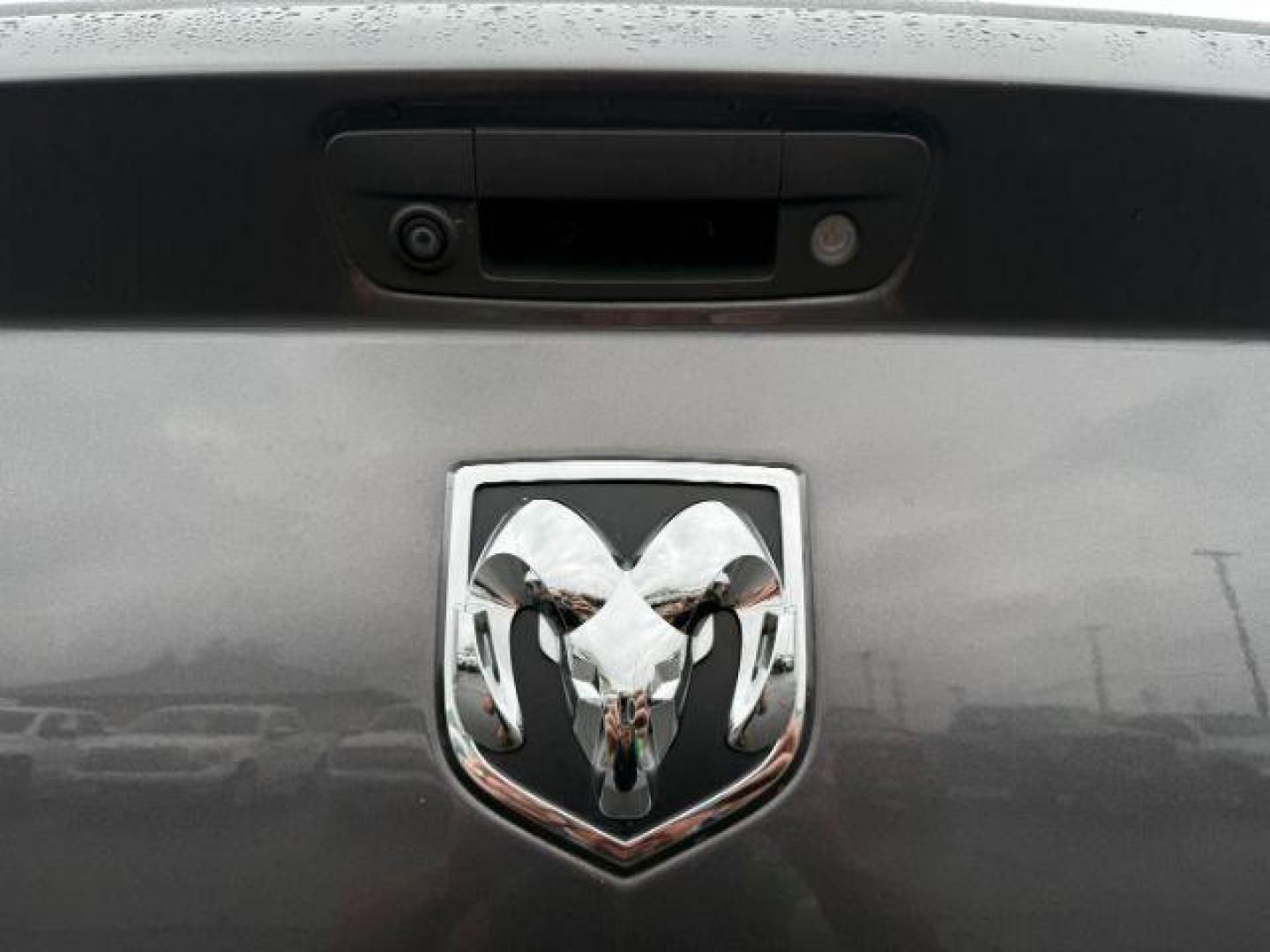 2017 GRAY /Diesel Grey/Black Ram 1500 (1C6RR7LG5HS) with an Pentastar 36L V-6 DOHC engine, Automatic transmission, located at 1175 N Woodruff Ave, Idaho Falls, ID, 83401, 43.506901, -111.999657 - At Timberline Auto, finding a great deal on your next vehicle is always easy! Our experienced sales staff's goal is to help find you the right vehicle at the right price! Our knowledgeable finance department has options for almost any credit score. We offer extended service contract options to prote - Photo#27