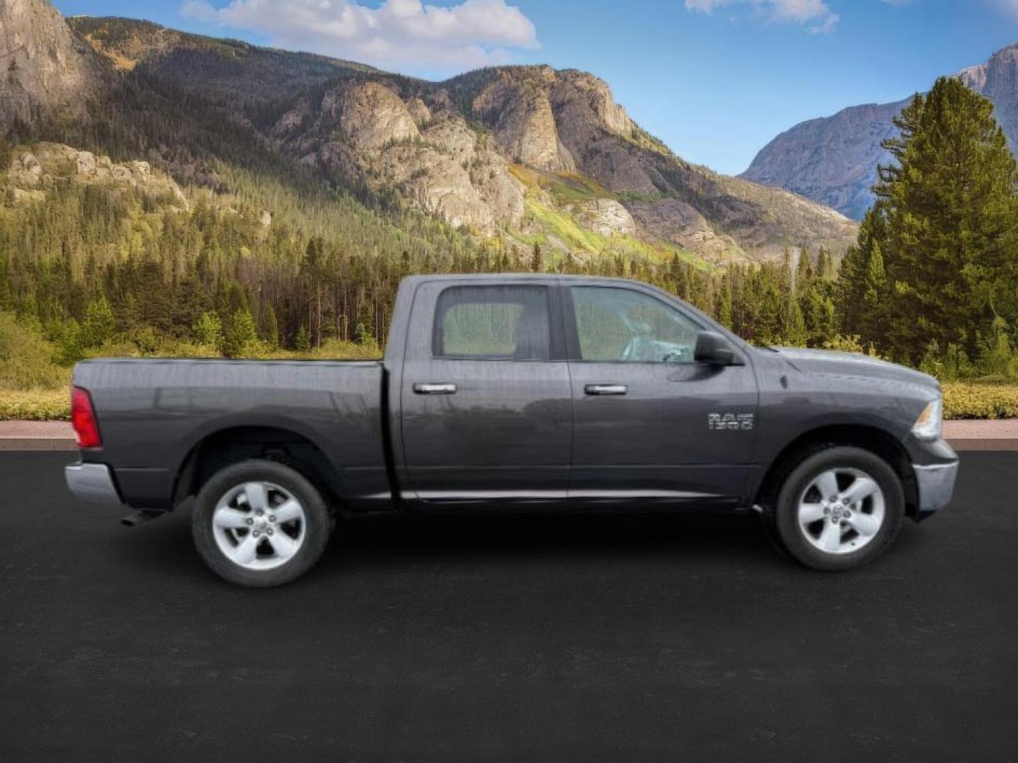 2017 GRAY /Diesel Grey/Black Ram 1500 (1C6RR7LG5HS) with an Pentastar 36L V-6 DOHC engine, Automatic transmission, located at 1175 N Woodruff Ave, Idaho Falls, ID, 83401, 43.506901, -111.999657 - At Timberline Auto, finding a great deal on your next vehicle is always easy! Our experienced sales staff's goal is to help find you the right vehicle at the right price! Our knowledgeable finance department has options for almost any credit score. We offer extended service contract options to prote - Photo#7