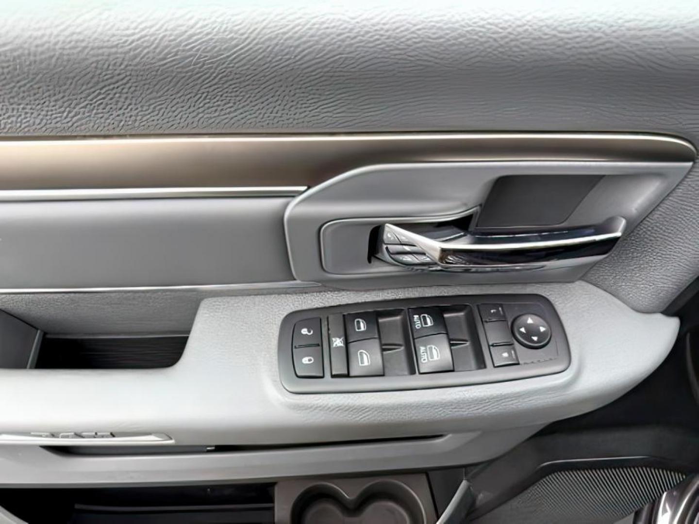 2017 GRAY /Diesel Grey/Black Ram 1500 (1C6RR7LG5HS) with an Pentastar 36L V-6 DOHC engine, Automatic transmission, located at 1175 N Woodruff Ave, Idaho Falls, ID, 83401, 43.506901, -111.999657 - At Timberline Auto, finding a great deal on your next vehicle is always easy! Our experienced sales staff's goal is to help find you the right vehicle at the right price! Our knowledgeable finance department has options for almost any credit score. We offer extended service contract options to prote - Photo#19