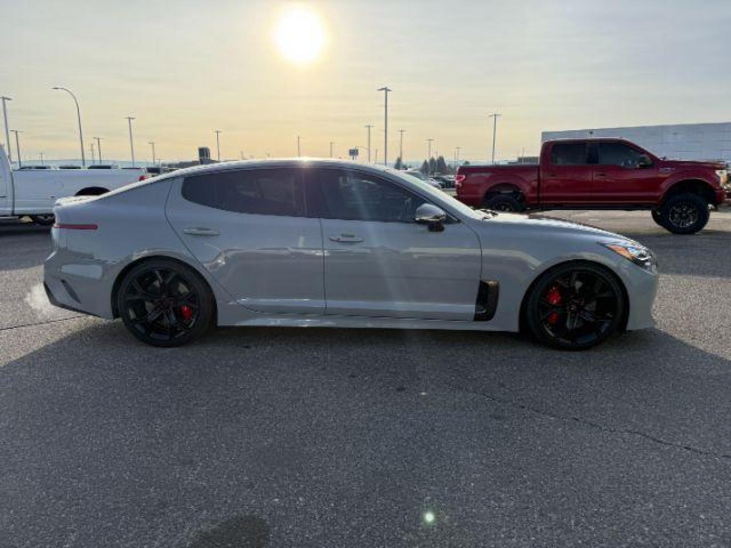 2020 CERAMIC GRAY /Black KIA Stinger (KNAE55LC5L6) with an LAMBDA II 33L V-6 gasoline direct injection engine, Automatic transmission, located at 1175 N Woodruff Ave, Idaho Falls, ID, 83401, 43.506901, -111.999657 - At Timberline Auto, finding a great deal on your next vehicle is always easy! Our experienced sales staff's goal is to help find you the right vehicle at the right price! Our knowledgeable finance department has options for almost any credit score. We offer extended service contract options to prote - Photo#6