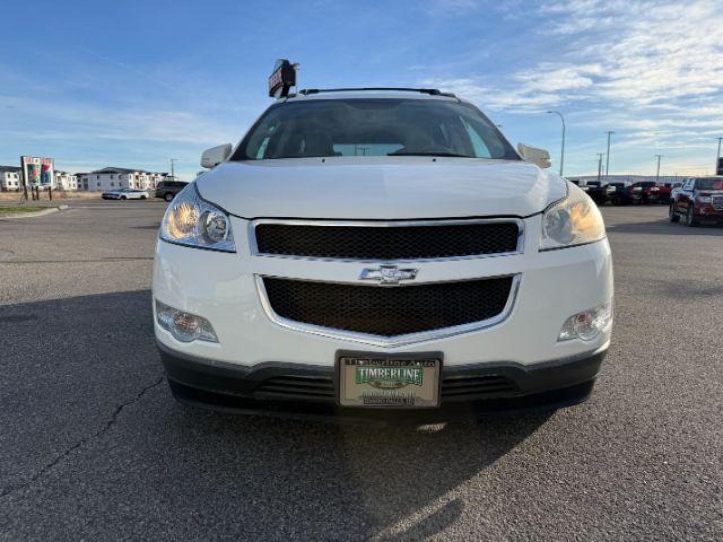 2010 Summit White /Ebony Chevrolet Traverse (1GNLVGED9AJ) with an 36L V-6 gasoline direct injection engine, Automatic transmission, located at 1175 N Woodruff Ave, Idaho Falls, ID, 83401, 43.506901, -111.999657 - At Timberline Auto, finding a great deal on your next vehicle is always easy! Our experienced sales staff's goal is to help find you the right vehicle at the right price! Our knowledgeable finance department has options for almost any credit score. We offer extended service contract options to prote - Photo#35