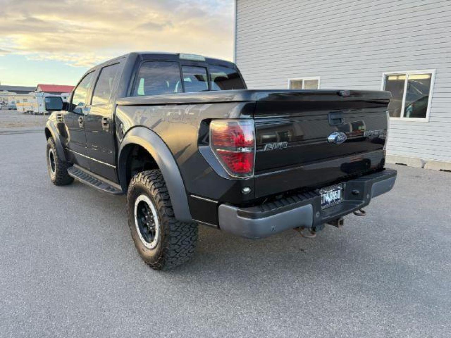 2014 Tuxedo Black Metallic /Black Ford F-150 (1FTFW1R69EF) with an 62L V-8 variable valve control engine, Automatic transmission, located at 1175 N Woodruff Ave, Idaho Falls, ID, 83401, 43.506901, -111.999657 - At Timberline Auto, finding a great deal on your next vehicle is always easy! Our experienced sales staff's goal is to help find you the right vehicle at the right price! Our knowledgeable finance department has options for almost any credit score. We offer extended service contract options to prote - Photo#27