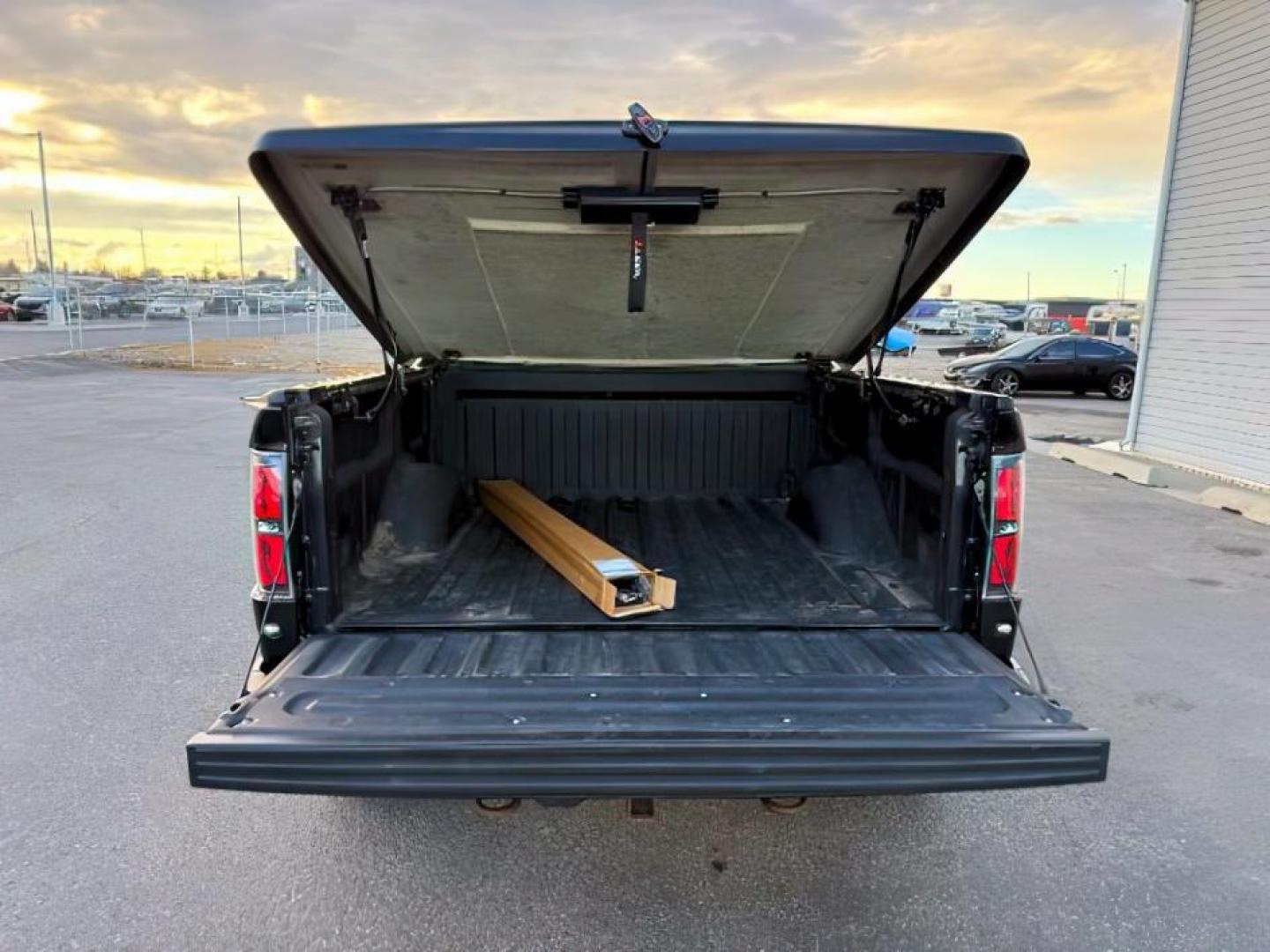 2014 Tuxedo Black Metallic /Black Ford F-150 (1FTFW1R69EF) with an 62L V-8 variable valve control engine, Automatic transmission, located at 1175 N Woodruff Ave, Idaho Falls, ID, 83401, 43.506901, -111.999657 - At Timberline Auto, finding a great deal on your next vehicle is always easy! Our experienced sales staff's goal is to help find you the right vehicle at the right price! Our knowledgeable finance department has options for almost any credit score. We offer extended service contract options to prote - Photo#5