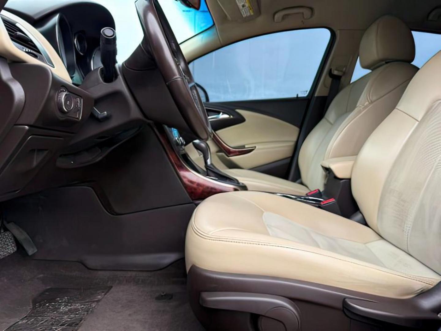 2013 BLACK /BEIGE Buick Verano (1G4PP5SKXD4) with an 24L I4 engine, Automatic transmission, located at 1175 N Woodruff Ave, Idaho Falls, ID, 83401, 43.506901, -111.999657 - At Timberline Auto, finding a great deal on your next vehicle is always easy! Our experienced sales staff's goal is to help find you the right vehicle at the right price! Our knowledgeable finance department has options for almost any credit score. We offer extended service contract options to prote - Photo#10