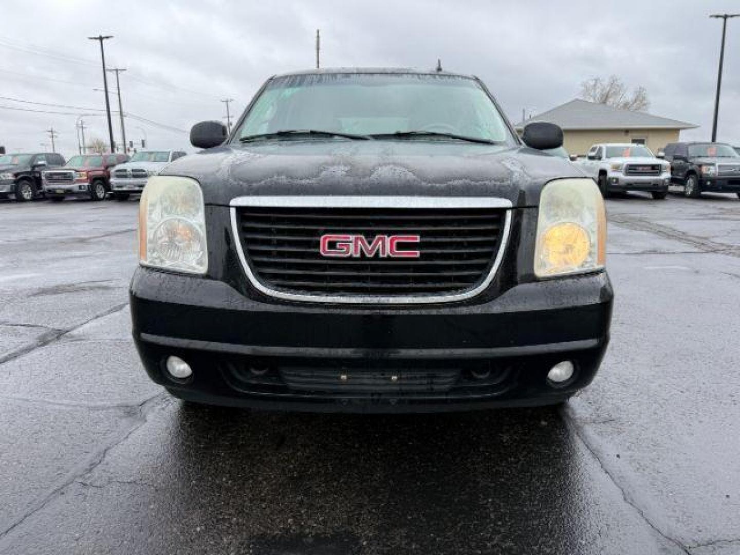 2007 BLACK /LEATHER GMC Yukon (1GKFK13007J) with an 53 engine, Automatic transmission, located at 1175 N Woodruff Ave, Idaho Falls, ID, 83401, 43.506901, -111.999657 - At Timberline Auto, finding a great deal on your next vehicle is always easy! Our experienced sales staff's goal is to help find you the right vehicle at the right price! Our knowledgeable finance department has options for almost any credit score. We offer extended service contract options to prote - Photo#16