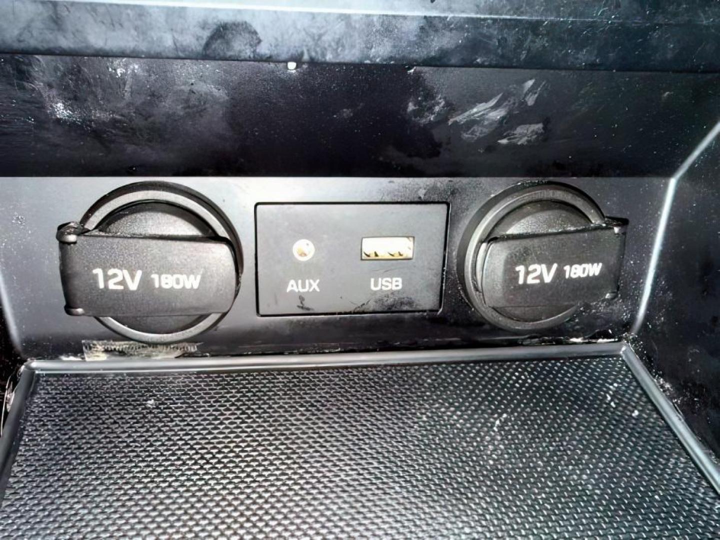 2017 Electric Blue /Black Hyundai Elantra (5NPD84LF4HH) with an Nu 2L I-4 DOHC engine, Automatic transmission, located at 1175 N Woodruff Ave, Idaho Falls, ID, 83401, 43.506901, -111.999657 - At Timberline Auto, finding a great deal on your next vehicle is always easy! Our experienced sales staff's goal is to help find you the right vehicle at the right price! Our knowledgeable finance department has options for almost any credit score. We offer extended service contract options to prote - Photo#16