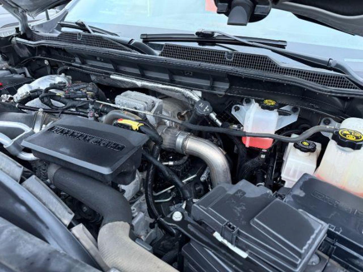 2021 Silver Ice Metallic /Jet Black Chevrolet Silverado 3500HD (1GC4YUEY5MF) with an Duramax 66L V-8 diesel direct injection engine, Automatic transmission, located at 1175 N Woodruff Ave, Idaho Falls, ID, 83401, 43.506901, -111.999657 - At Timberline Auto, finding a great deal on your next vehicle is always easy! Our experienced sales staff's goal is to help find you the right vehicle at the right price! Our knowledgeable finance department has options for almost any credit score. We offer extended service contract options to prote - Photo#46