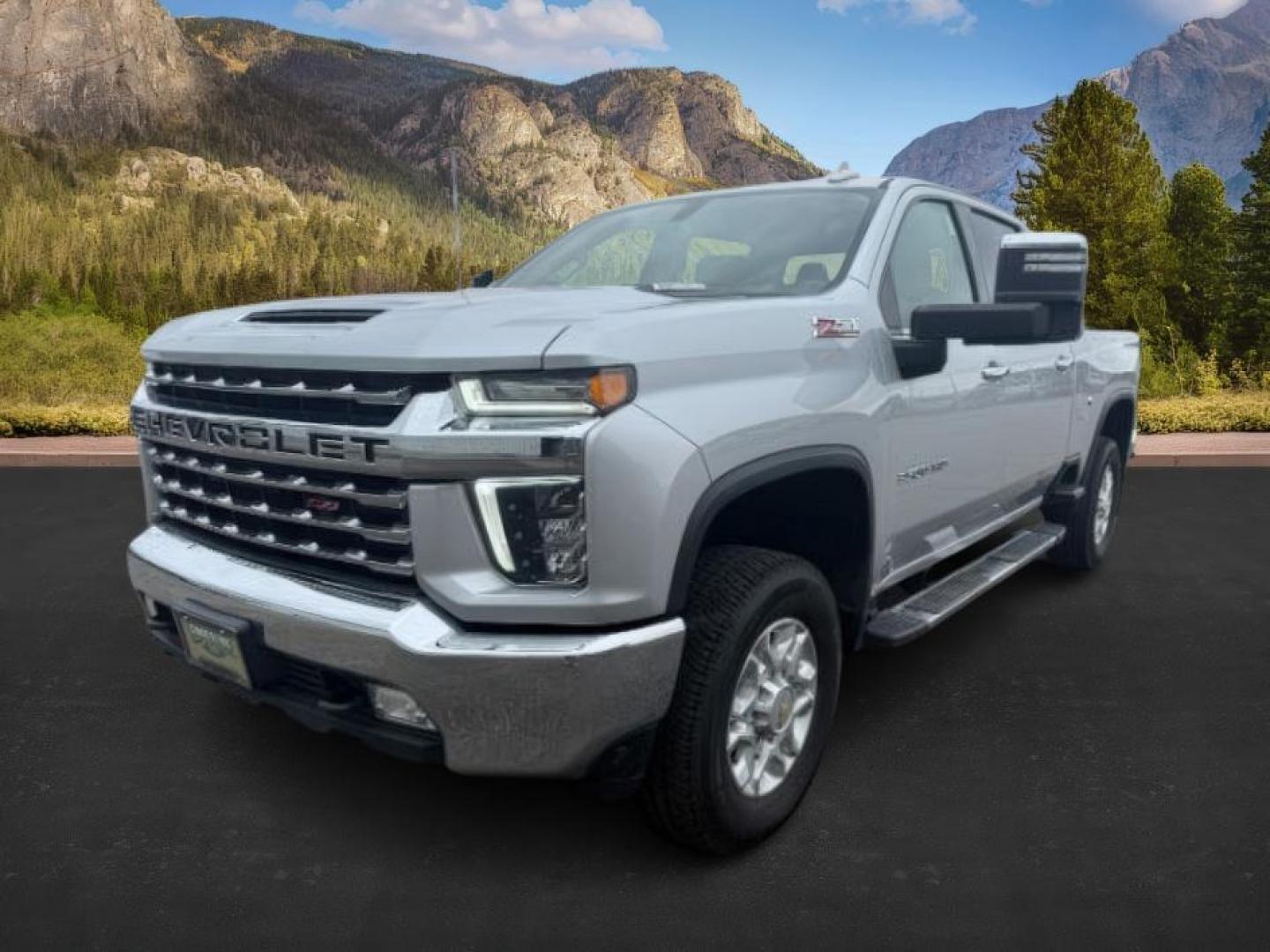 2021 Silver Ice Metallic /Jet Black Chevrolet Silverado 3500HD (1GC4YUEY5MF) with an Duramax 66L V-8 diesel direct injection engine, Automatic transmission, located at 1175 N Woodruff Ave, Idaho Falls, ID, 83401, 43.506901, -111.999657 - At Timberline Auto, finding a great deal on your next vehicle is always easy! Our experienced sales staff's goal is to help find you the right vehicle at the right price! Our knowledgeable finance department has options for almost any credit score. We offer extended service contract options to prote - Photo#0