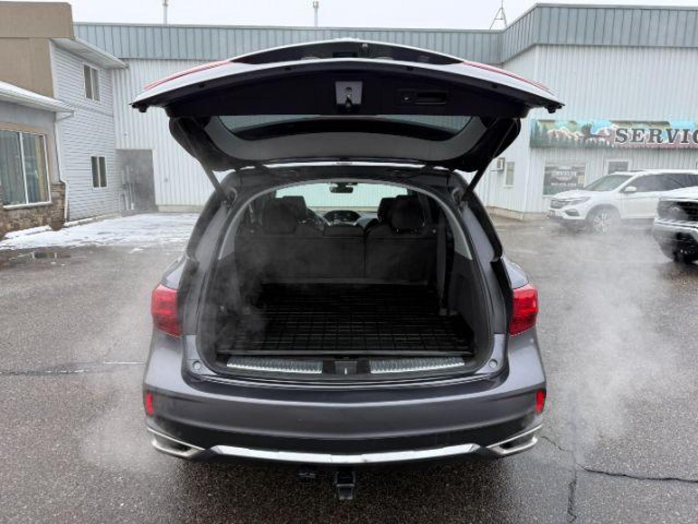 2018 GRAY /LEATHER Acura MDX (5J8YD3H33JL) with an 35L V6 engine, Automatic transmission, located at 1175 N Woodruff Ave, Idaho Falls, ID, 83401, 43.506901, -111.999657 - At Timberline Auto, finding a great deal on your next vehicle is always easy! Our experienced sales staff's goal is to help find you the right vehicle at the right price! Our knowledgeable finance department has options for almost any credit score. We offer extended service contract options to prote - Photo#32