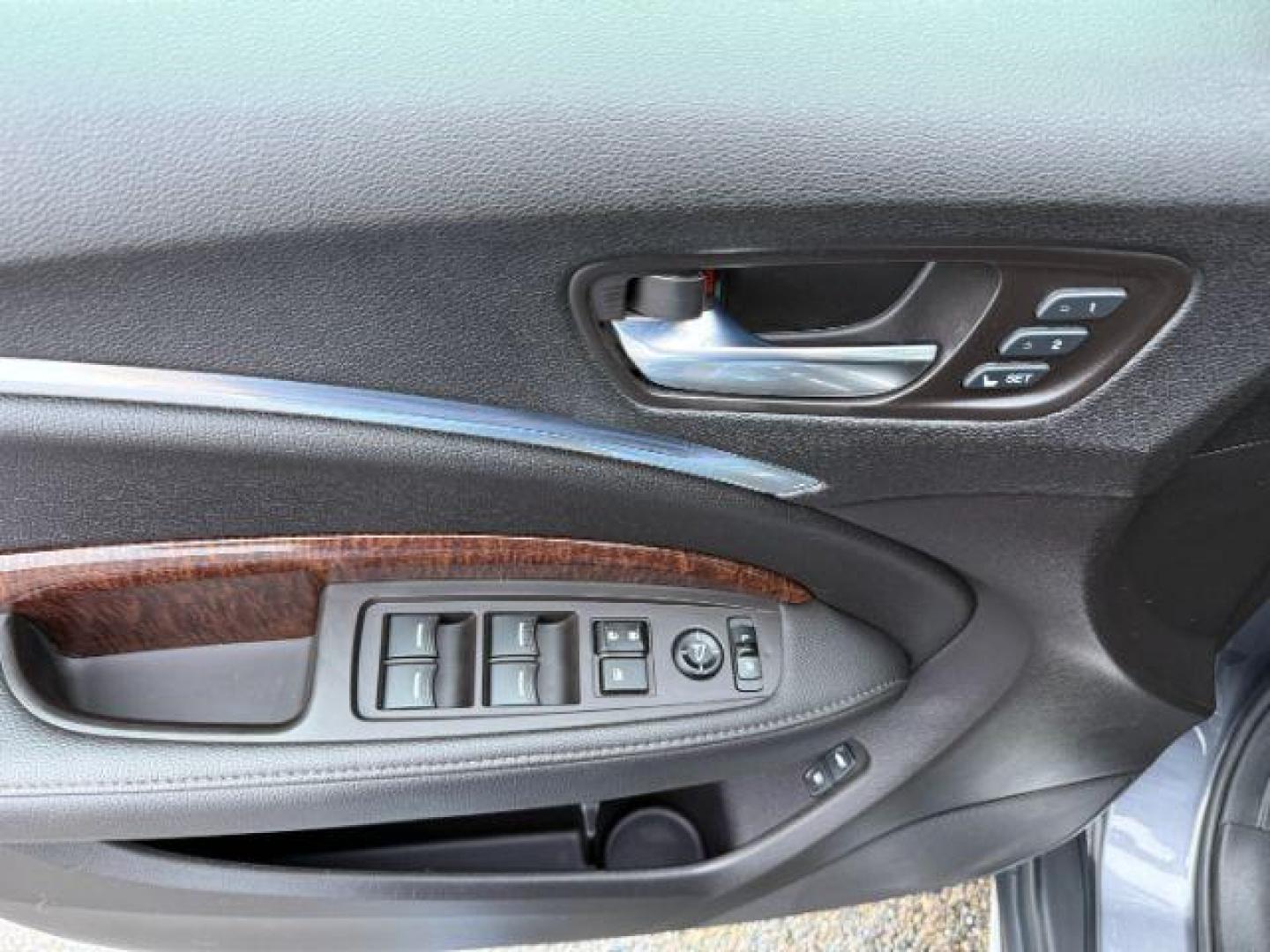 2018 GRAY /LEATHER Acura MDX (5J8YD3H33JL) with an 35L V6 engine, Automatic transmission, located at 1175 N Woodruff Ave, Idaho Falls, ID, 83401, 43.506901, -111.999657 - At Timberline Auto, finding a great deal on your next vehicle is always easy! Our experienced sales staff's goal is to help find you the right vehicle at the right price! Our knowledgeable finance department has options for almost any credit score. We offer extended service contract options to prote - Photo#49