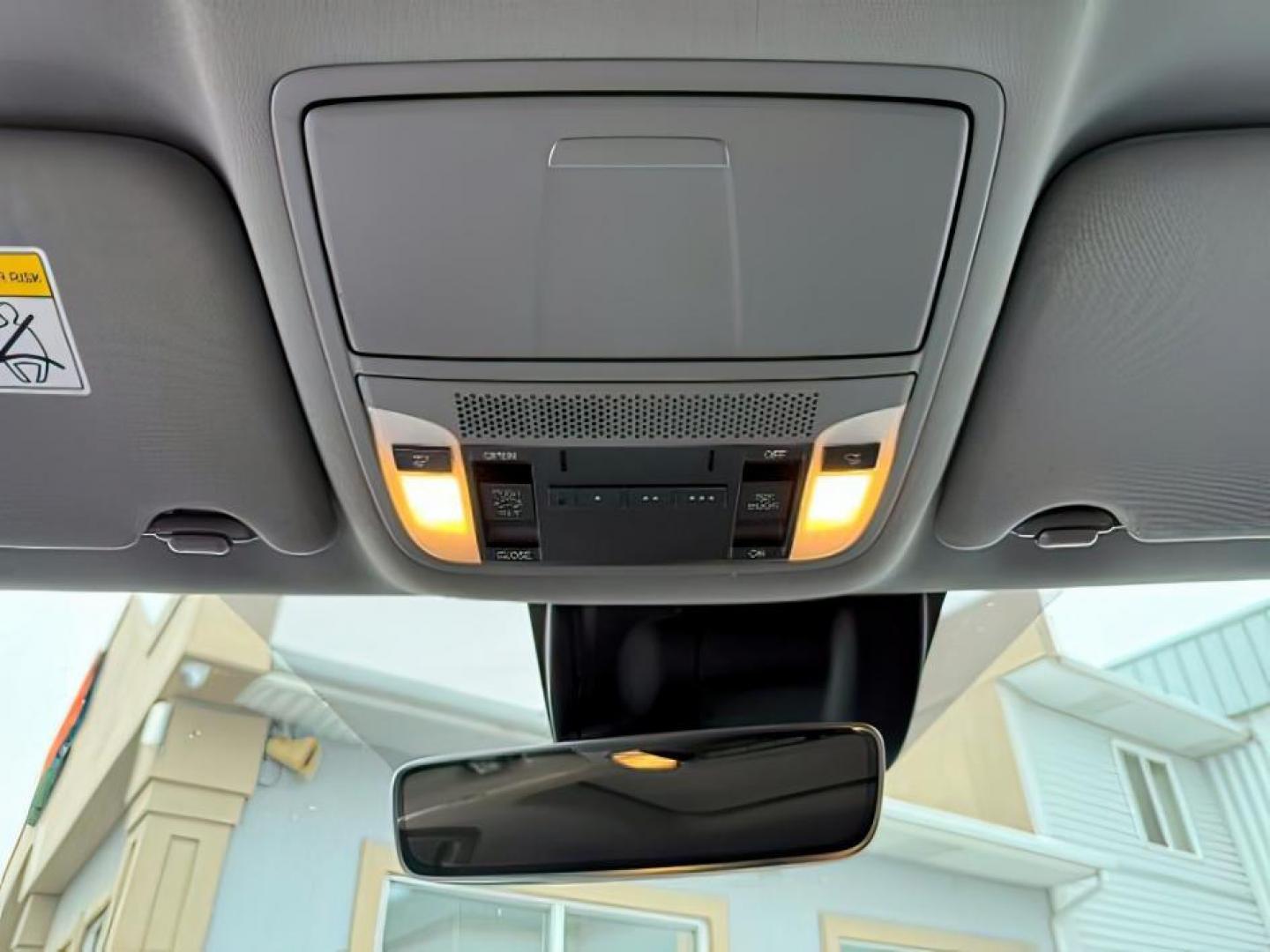 2018 GRAY /LEATHER Acura MDX (5J8YD3H33JL) with an 35L V6 engine, Automatic transmission, located at 1175 N Woodruff Ave, Idaho Falls, ID, 83401, 43.506901, -111.999657 - At Timberline Auto, finding a great deal on your next vehicle is always easy! Our experienced sales staff's goal is to help find you the right vehicle at the right price! Our knowledgeable finance department has options for almost any credit score. We offer extended service contract options to prote - Photo#19