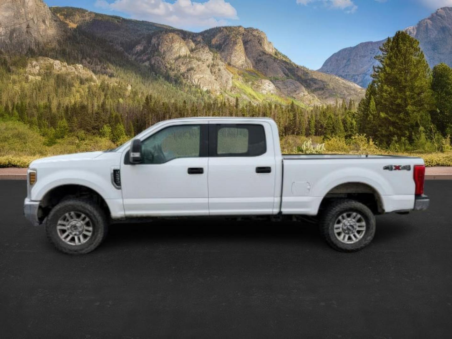 2019 Oxford White /Medium Earth Gray Ford F-250 (1FT7W2B68KE) with an 62L V-8 variable valve control engine, Automatic transmission, located at 1175 N Woodruff Ave, Idaho Falls, ID, 83401, 43.506901, -111.999657 - At Timberline Auto, finding a great deal on your next vehicle is always easy! Our experienced sales staff's goal is to help find you the right vehicle at the right price! Our knowledgeable finance department has options for almost any credit score. We offer extended service contract options to prote - Photo#0