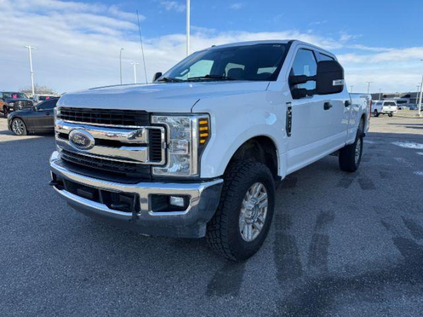 2019 Oxford White /Medium Earth Gray Ford F-250 (1FT7W2B68KE) with an 62L V-8 variable valve control engine, Automatic transmission, located at 1175 N Woodruff Ave, Idaho Falls, ID, 83401, 43.506901, -111.999657 - At Timberline Auto, finding a great deal on your next vehicle is always easy! Our experienced sales staff's goal is to help find you the right vehicle at the right price! Our knowledgeable finance department has options for almost any credit score. We offer extended service contract options to prote - Photo#25