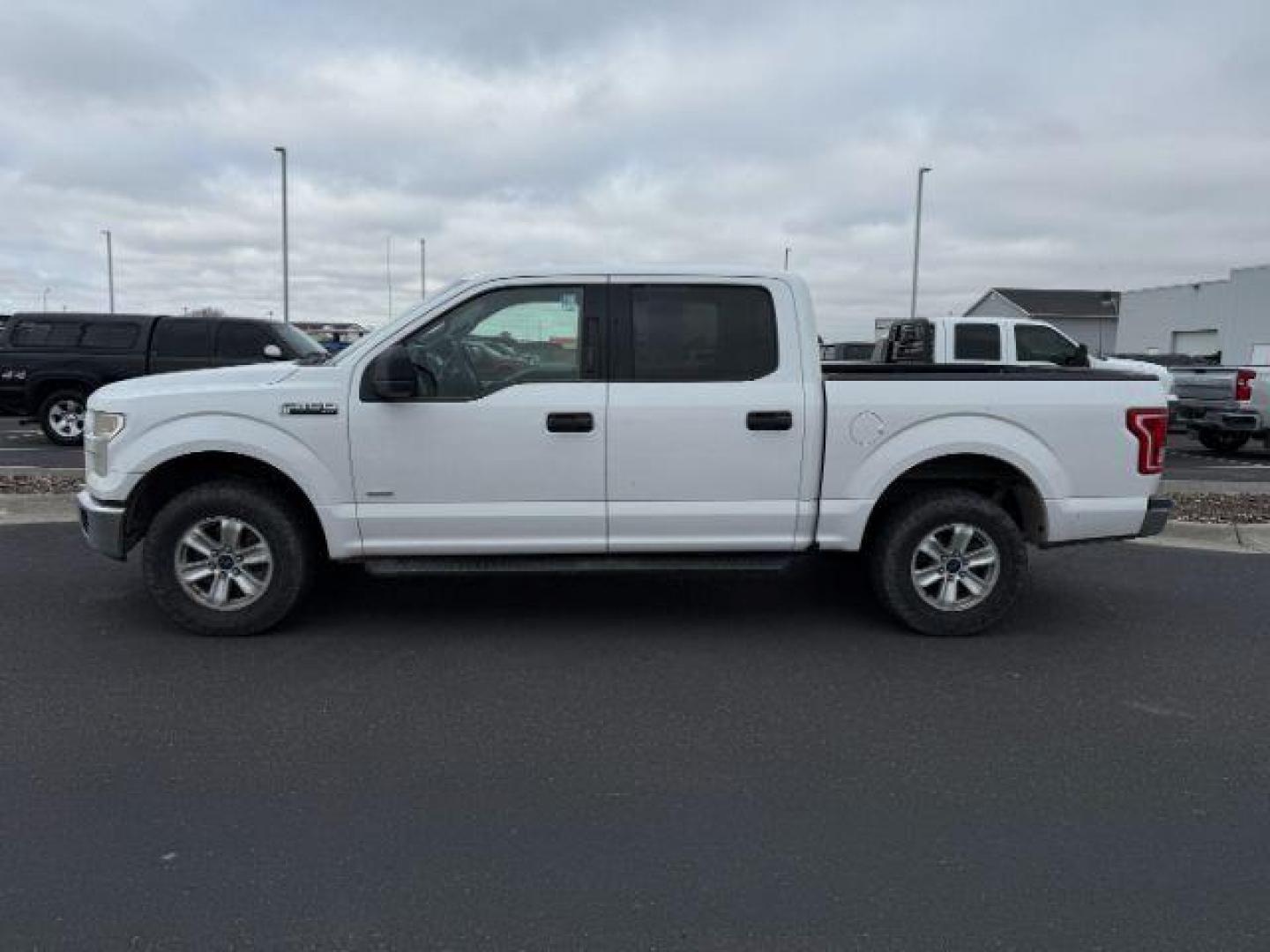 2015 Oxford White /Medium Earth Gray Ford F-150 (1FTEW1EP3FK) with an EcoBoost 35L V-6 gasoline direct injection engine, Automatic transmission, located at 1175 N Woodruff Ave, Idaho Falls, ID, 83401, 43.506901, -111.999657 - At Timberline Auto, finding a great deal on your next vehicle is always easy! Our experienced sales staff's goal is to help find you the right vehicle at the right price! Our knowledgeable finance department has options for almost any credit score. We offer extended service contract options to prote - Photo#1