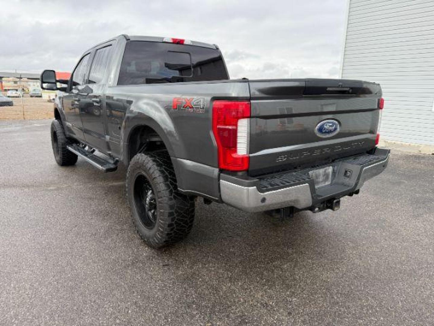 2019 GRAY /Black Ford F-350 (1FT8W3BT2KE) with an Powerstroke 67L V-8 diesel direct injection engine, Automatic transmission, located at 1175 N Woodruff Ave, Idaho Falls, ID, 83401, 43.506901, -111.999657 - At Timberline Auto, finding a great deal on your next vehicle is always easy! Our experienced sales staff's goal is to help find you the right vehicle at the right price! Our knowledgeable finance department has options for almost any credit score. We offer extended service contract options to prote - Photo#28