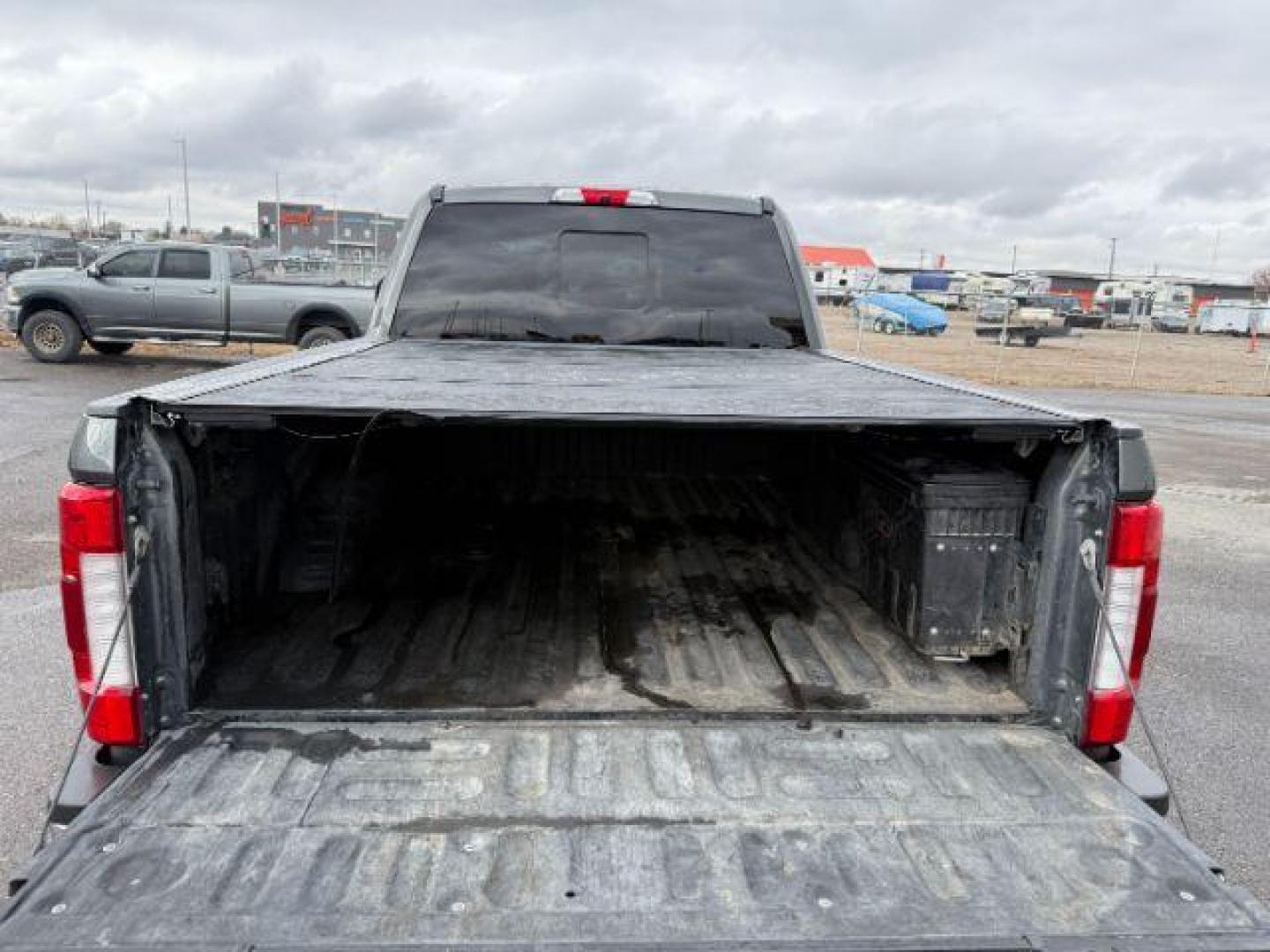 2019 GRAY /Black Ford F-350 (1FT8W3BT2KE) with an Powerstroke 67L V-8 diesel direct injection engine, Automatic transmission, located at 1175 N Woodruff Ave, Idaho Falls, ID, 83401, 43.506901, -111.999657 - At Timberline Auto, finding a great deal on your next vehicle is always easy! Our experienced sales staff's goal is to help find you the right vehicle at the right price! Our knowledgeable finance department has options for almost any credit score. We offer extended service contract options to prote - Photo#31