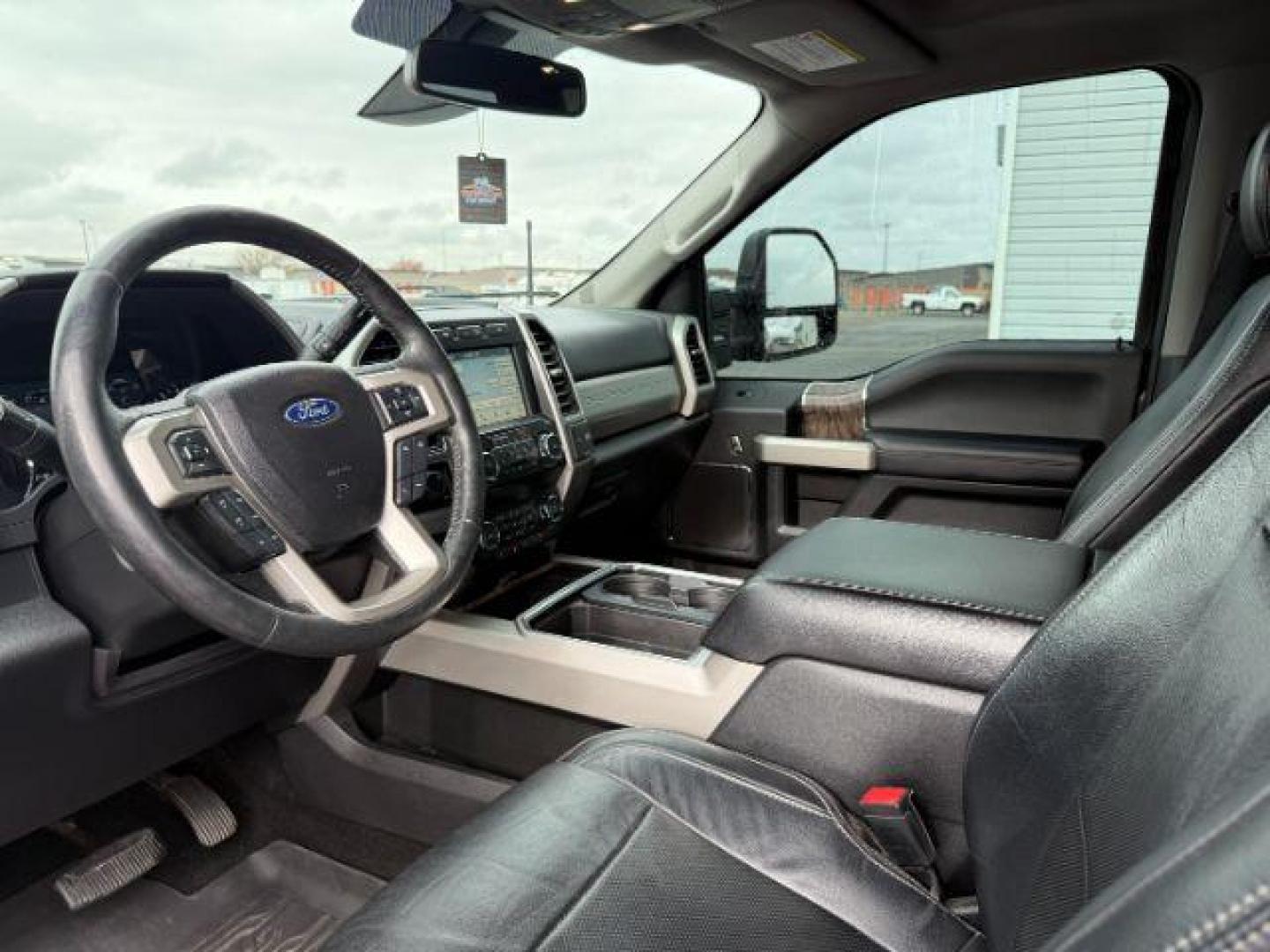 2019 GRAY /Black Ford F-350 (1FT8W3BT2KE) with an Powerstroke 67L V-8 diesel direct injection engine, Automatic transmission, located at 1175 N Woodruff Ave, Idaho Falls, ID, 83401, 43.506901, -111.999657 - At Timberline Auto, finding a great deal on your next vehicle is always easy! Our experienced sales staff's goal is to help find you the right vehicle at the right price! Our knowledgeable finance department has options for almost any credit score. We offer extended service contract options to prote - Photo#40